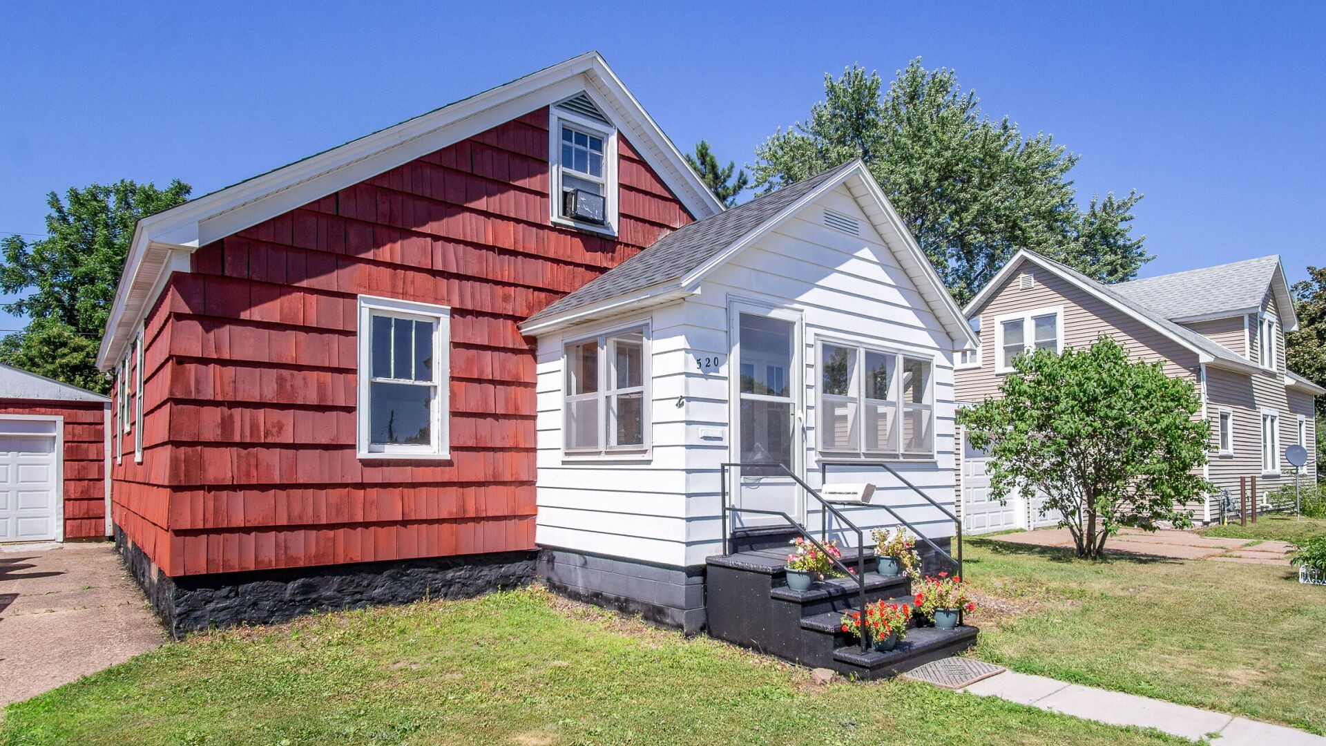 520 W Cedar Street Property Photo 1