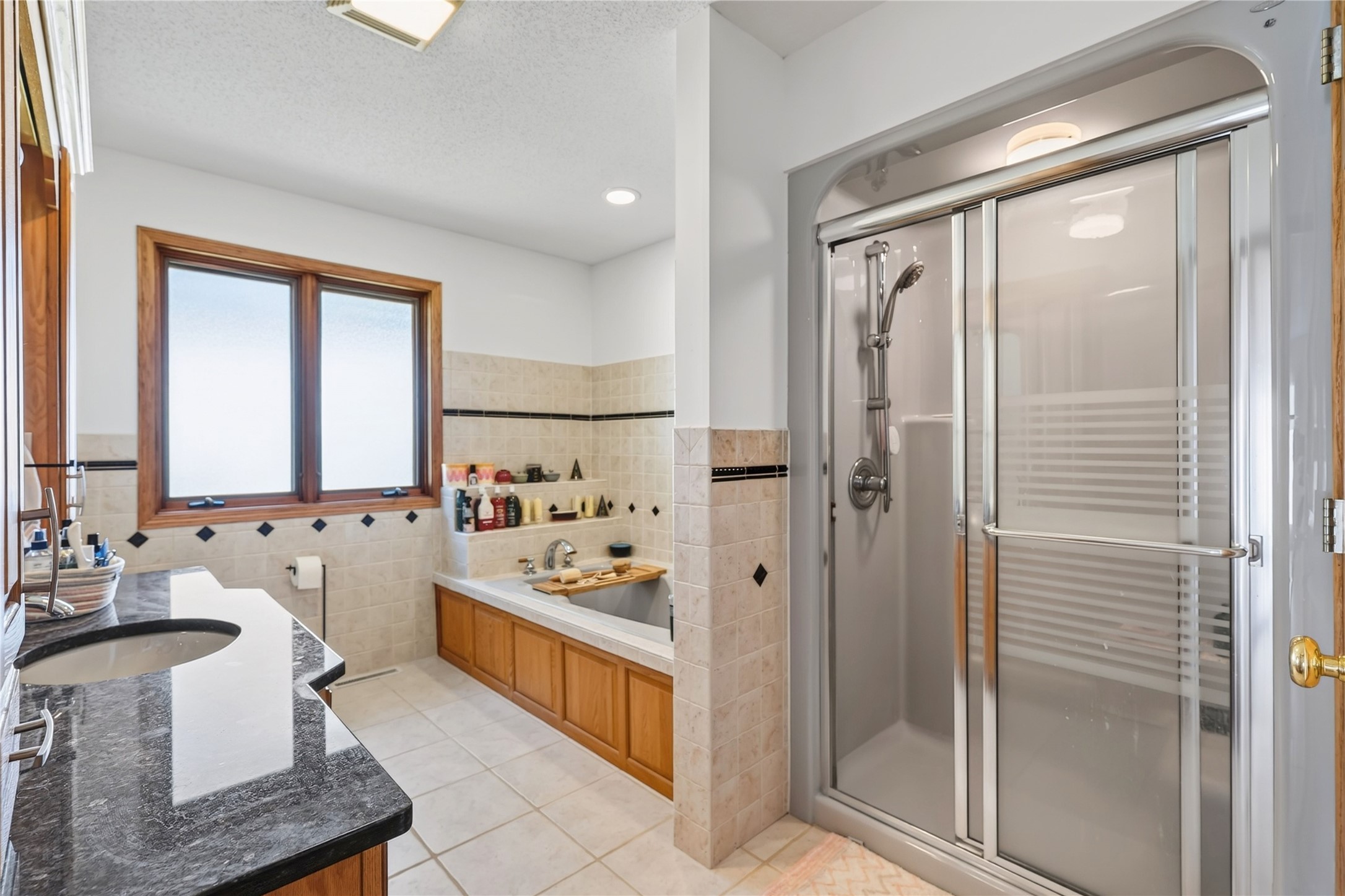 609 Walter Street Property Photo 16
