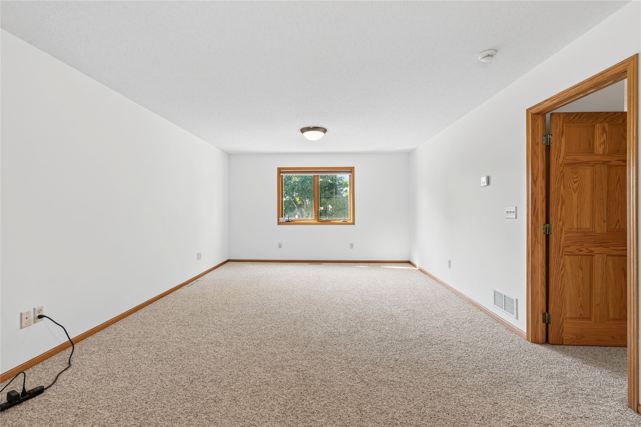 609 Walter Street Property Photo 20