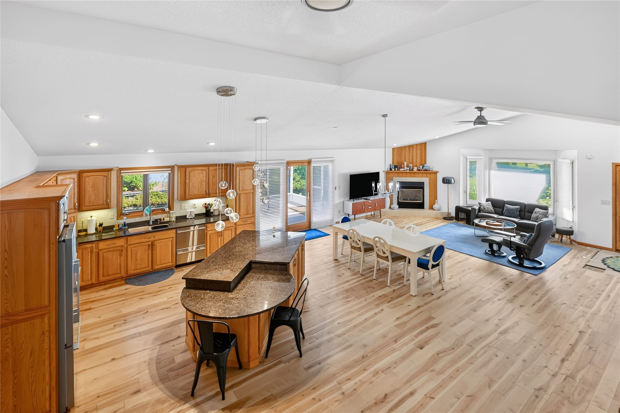 609 Walter Street Property Photo 31