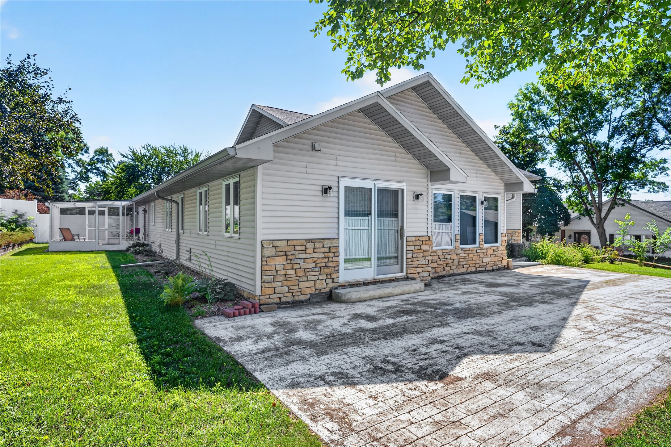 609 Walter Street Property Photo 47