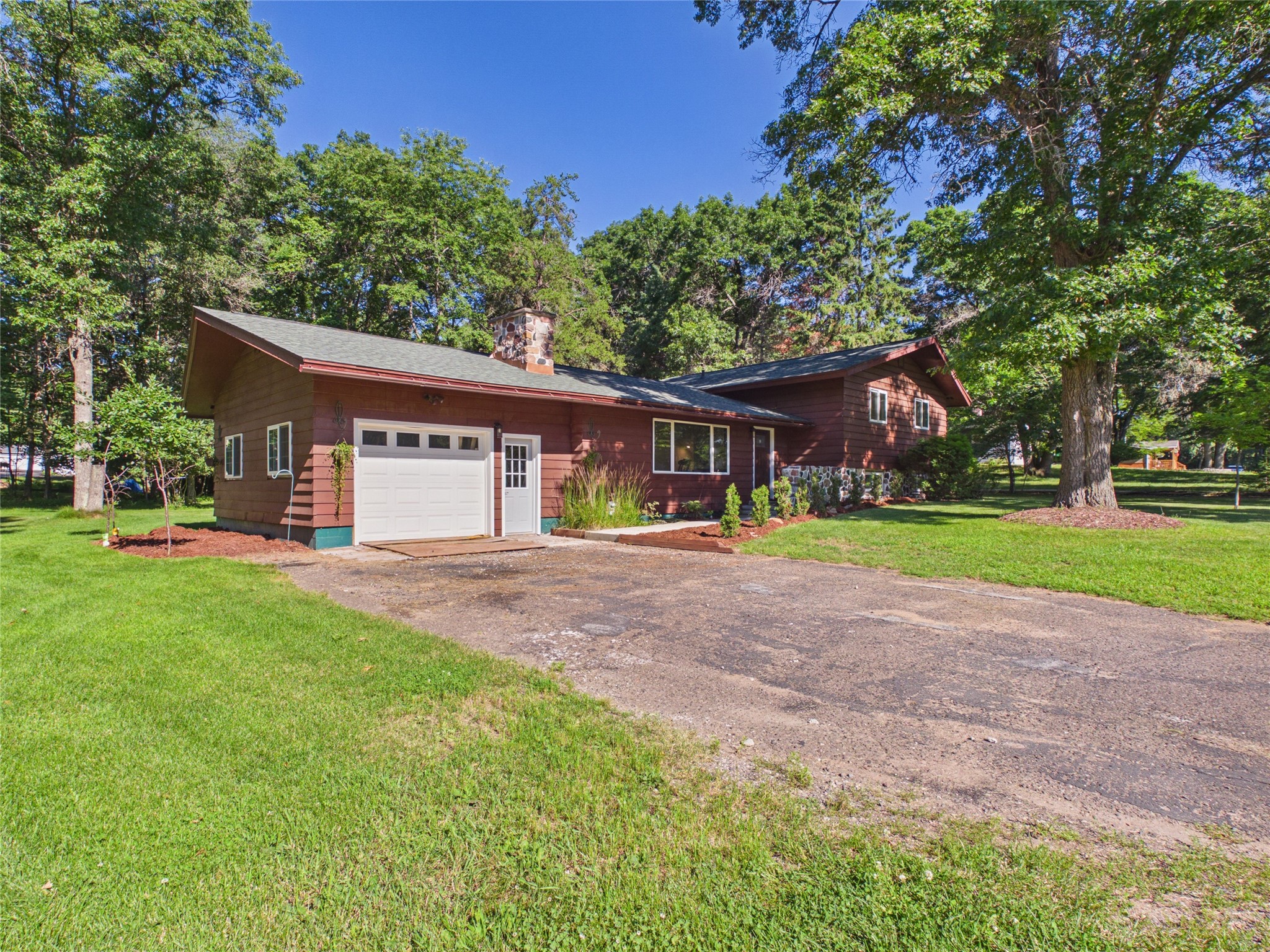 10721 N Pinecrest Drive Property Photo 1