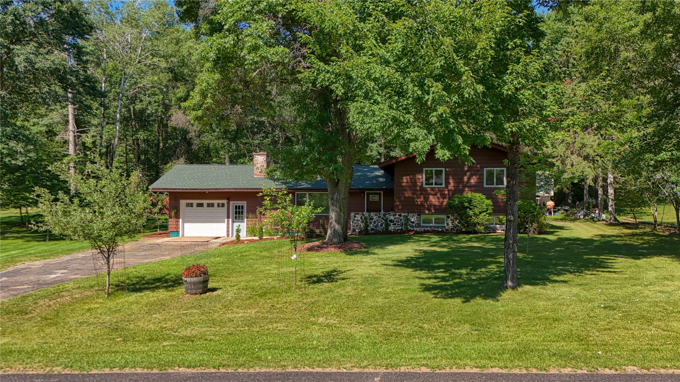 10721 N Pinecrest Drive Property Photo 3