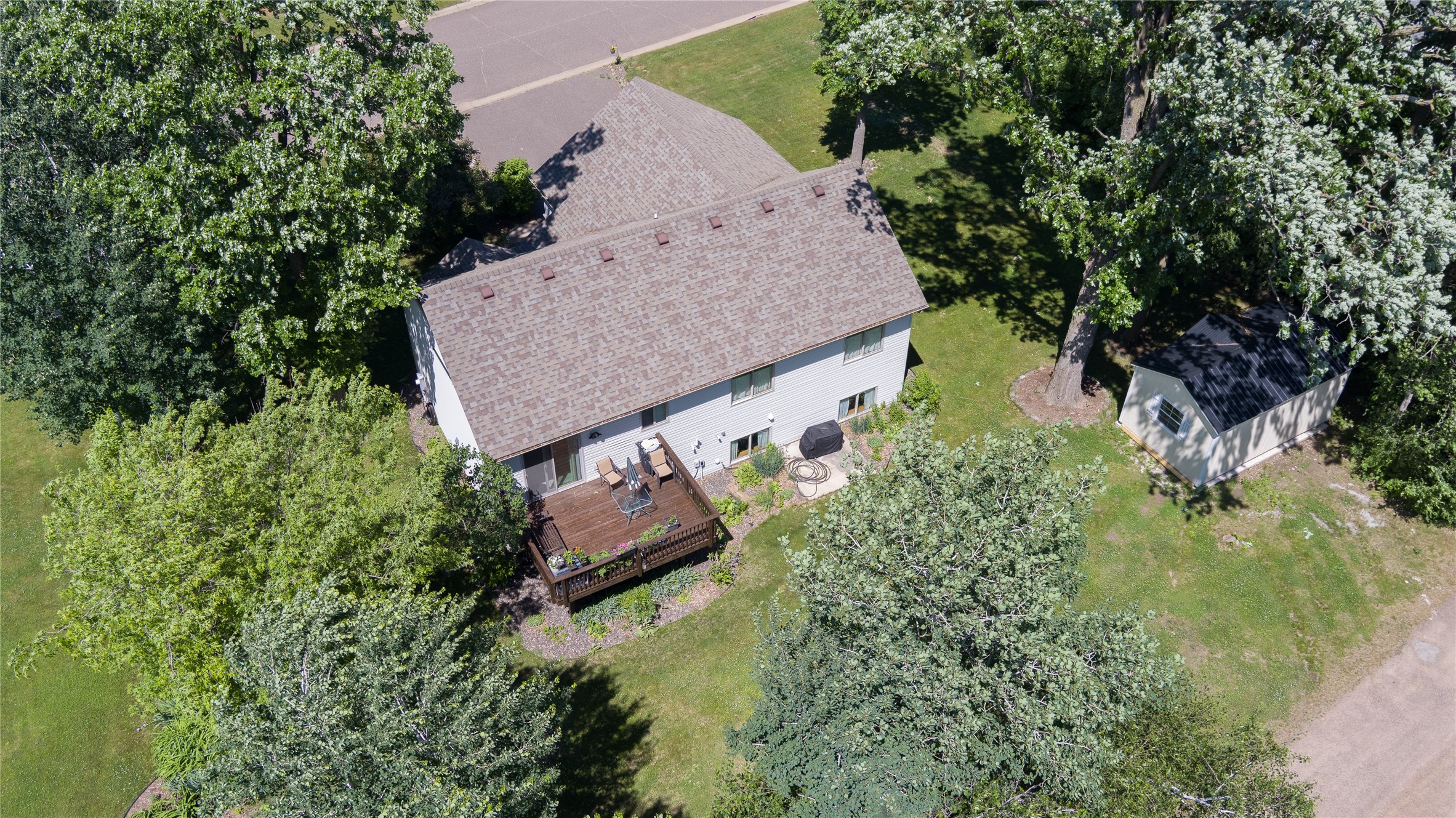 956 Sunflower Way Property Photo 17