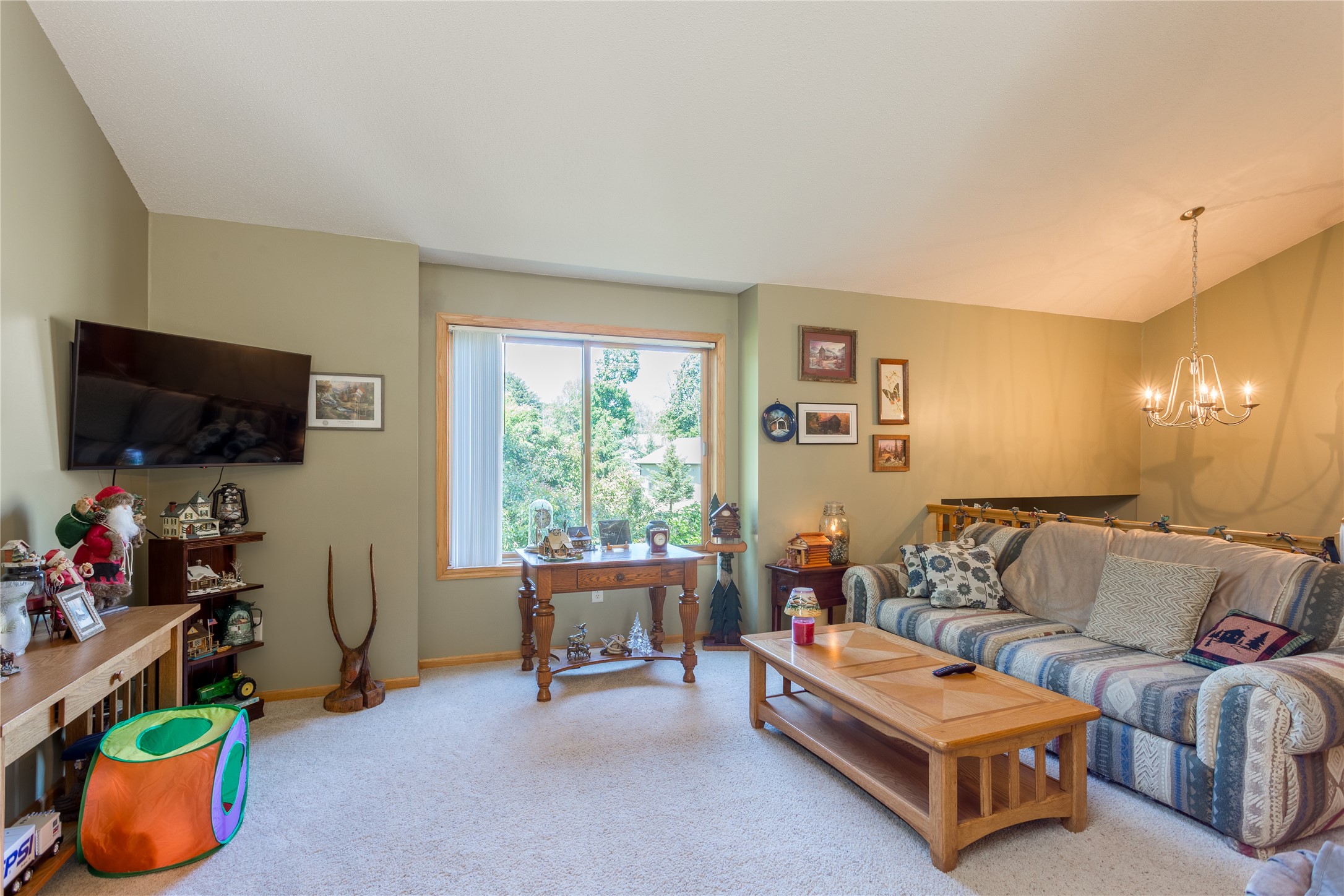 956 Sunflower Way Property Photo 22