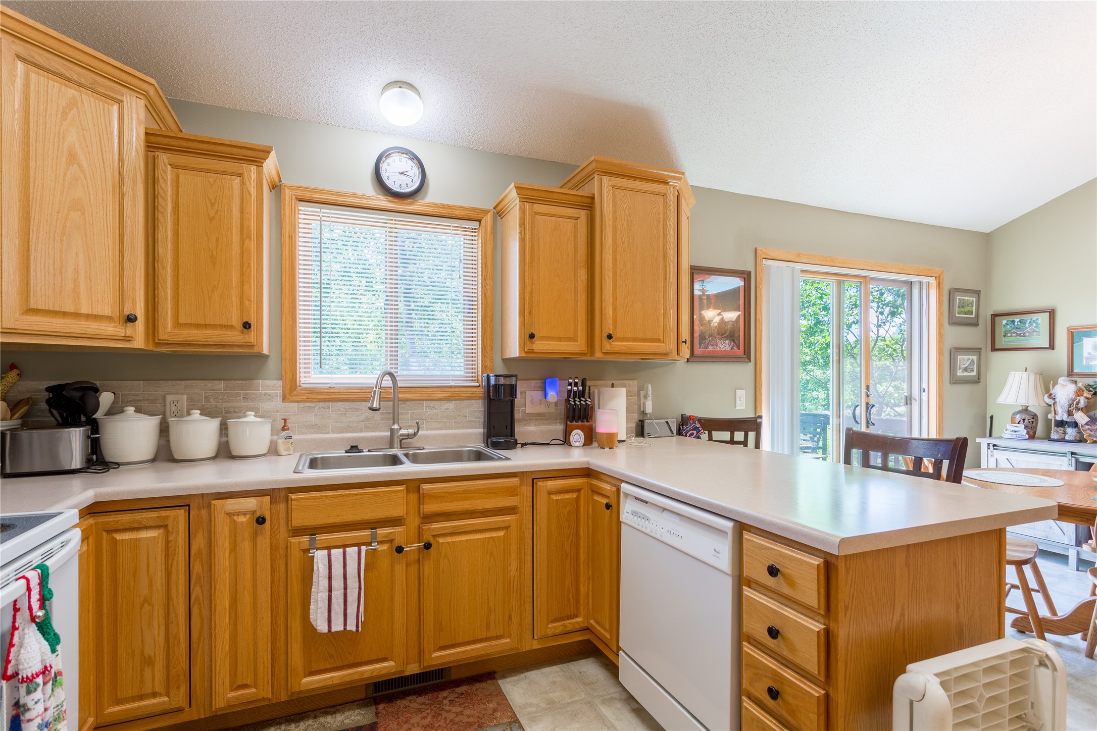 956 Sunflower Way Property Photo 30