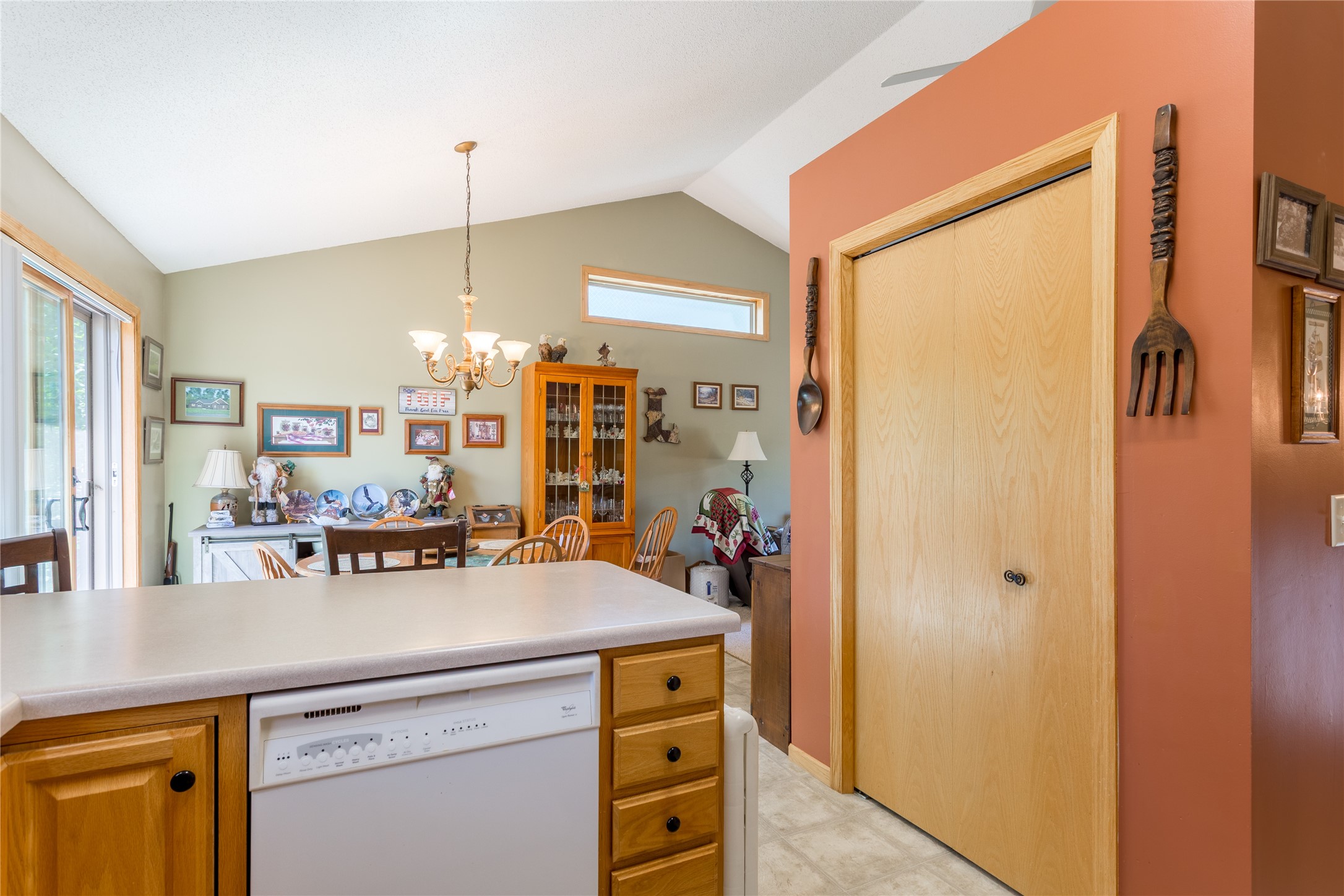 956 Sunflower Way Property Photo 31