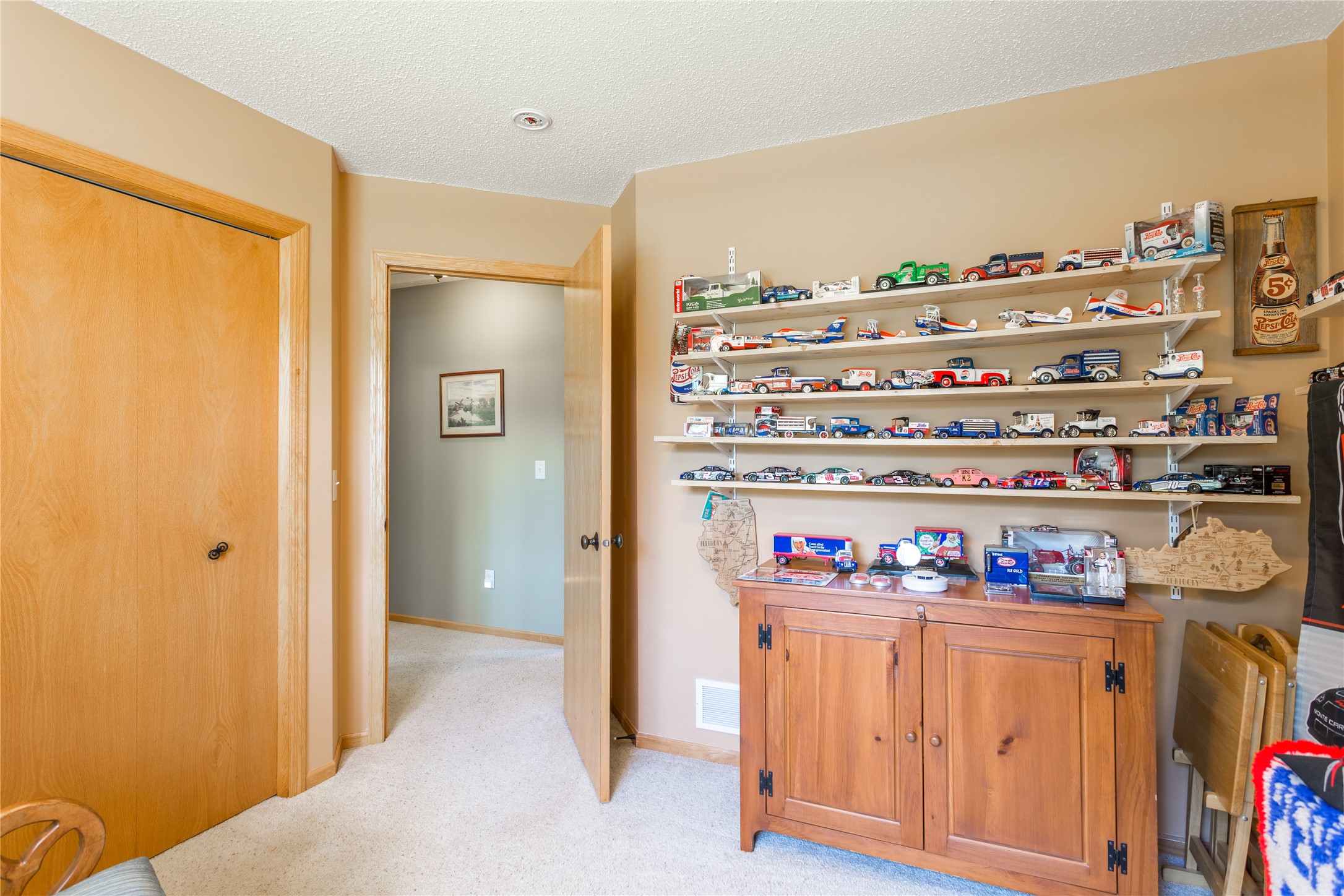 956 Sunflower Way Property Photo 39
