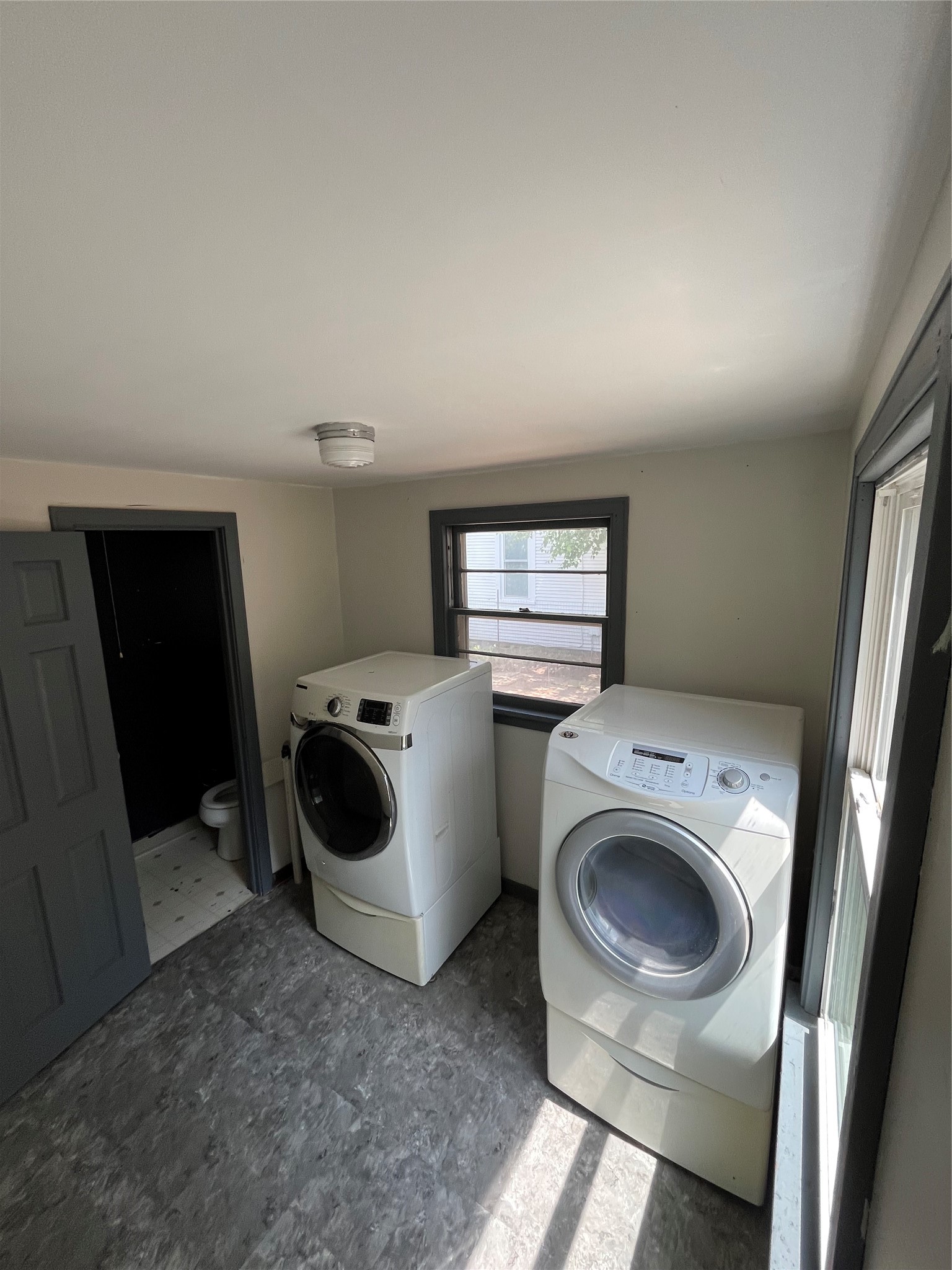 101 E Canal Street Property Photo 10