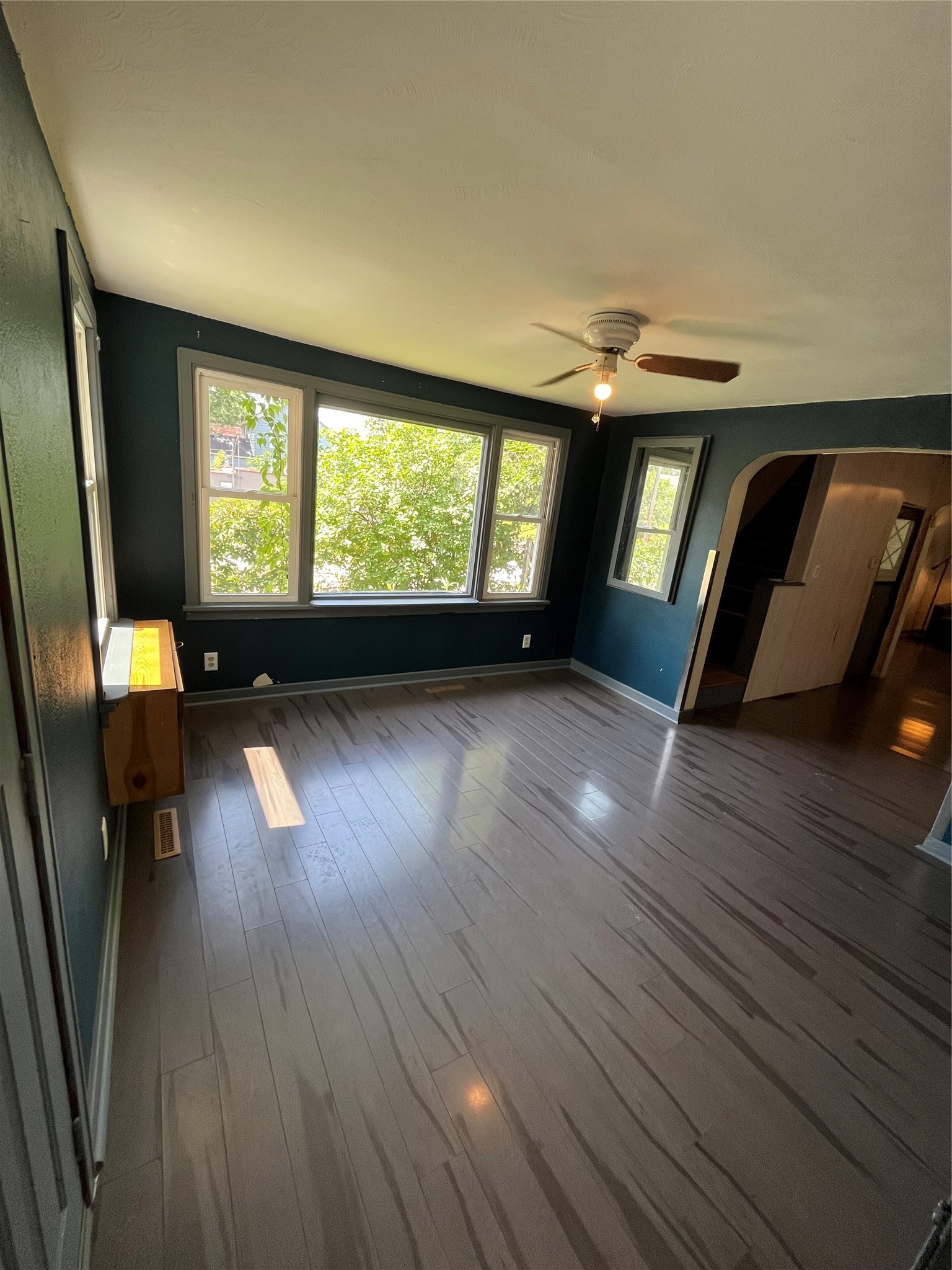 101 E Canal Street Property Photo 11