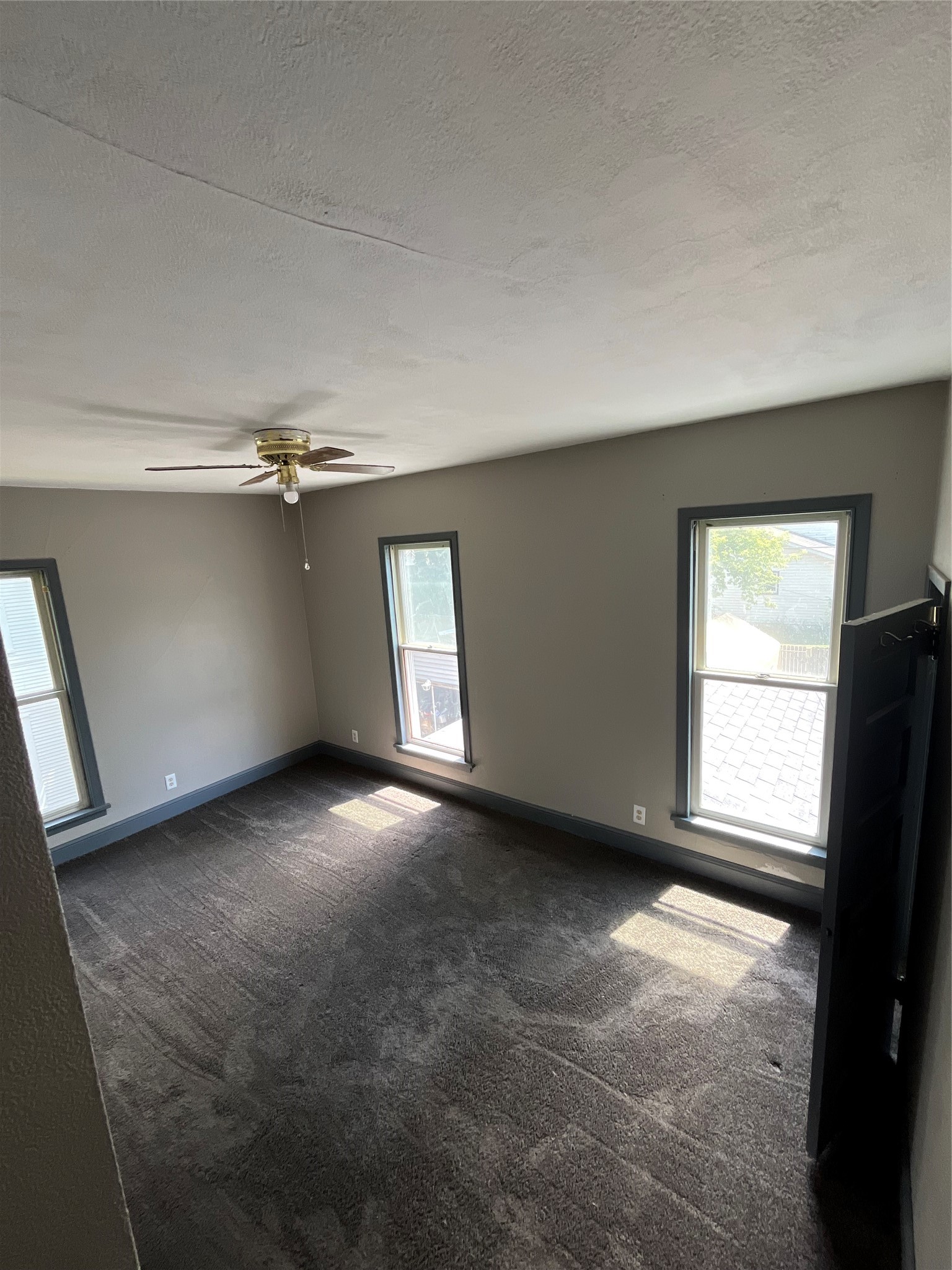 101 E Canal Street Property Photo 14