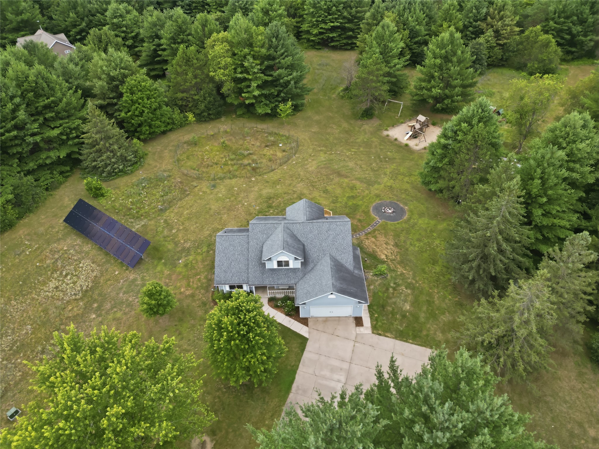 E2090 Cedar Road Property Photo 2