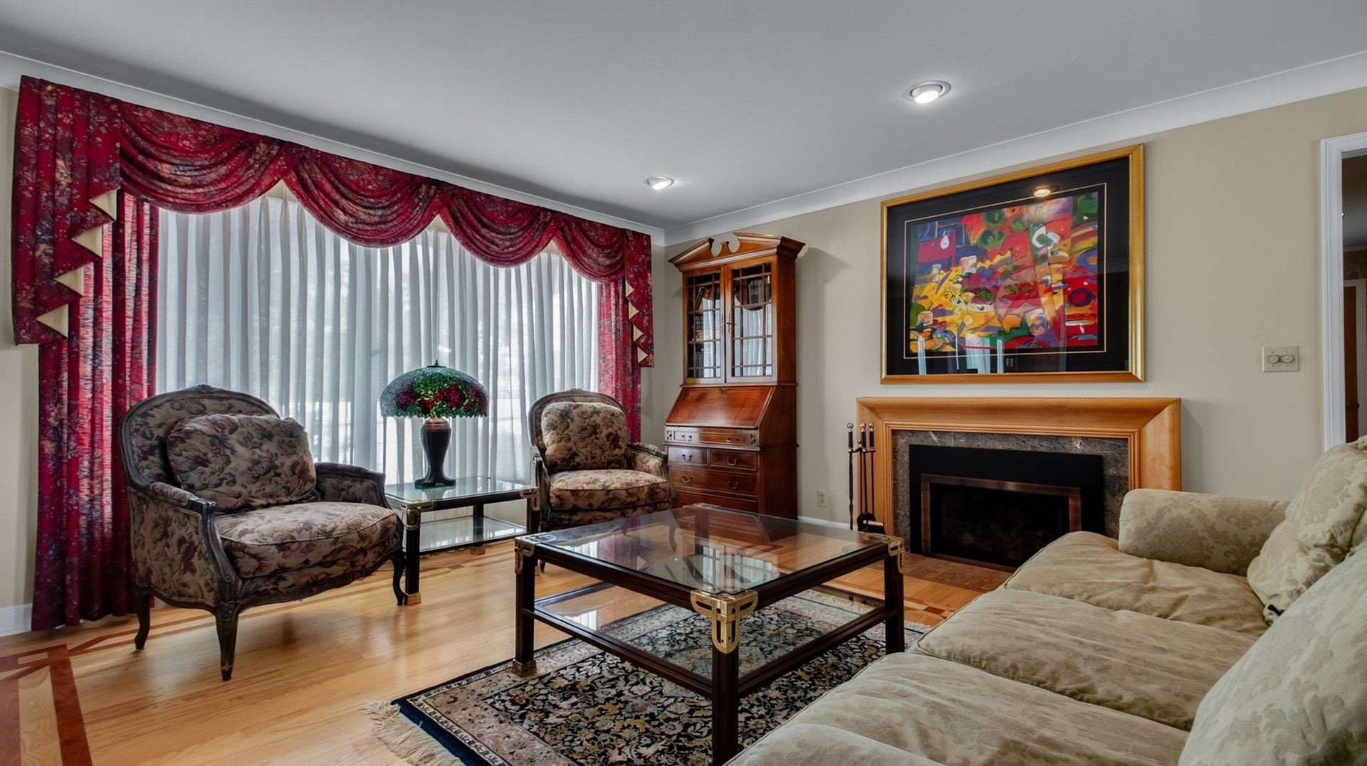 404 W Macarthur Avenue Property Photo 4