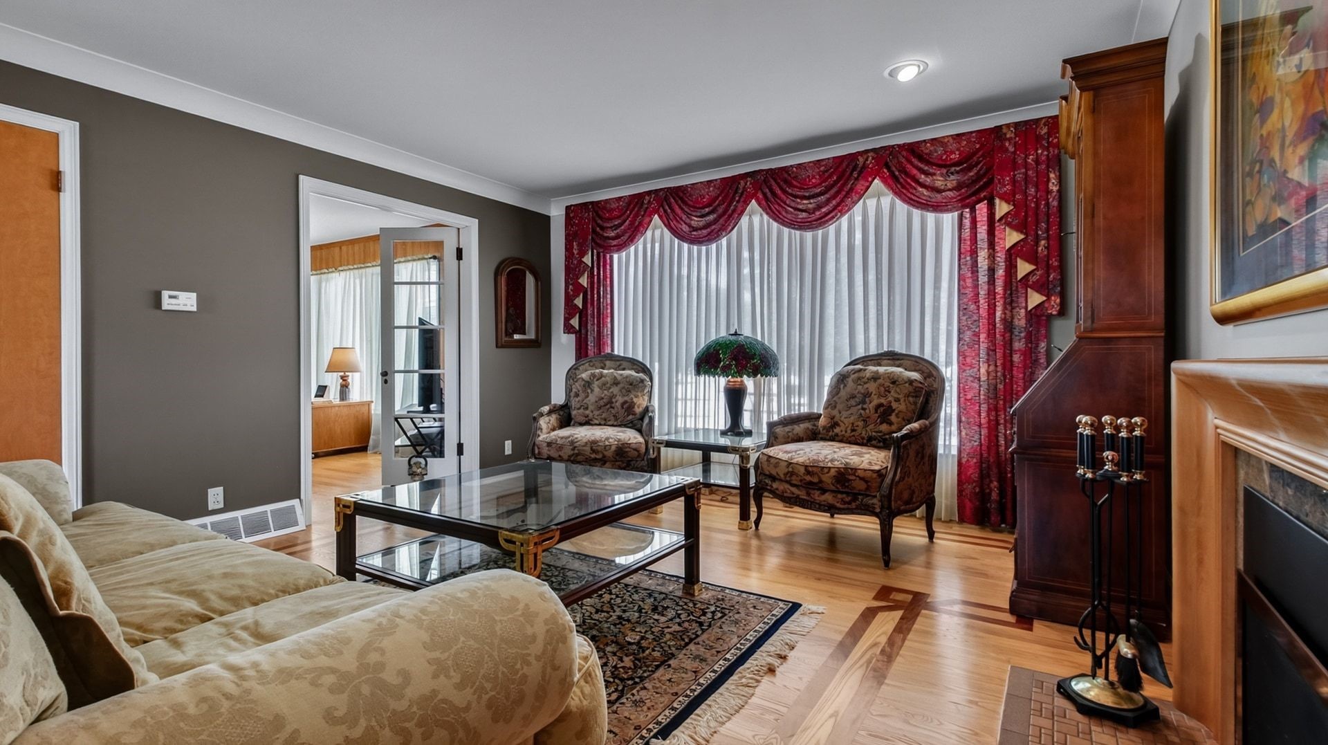 404 W Macarthur Avenue Property Photo 10