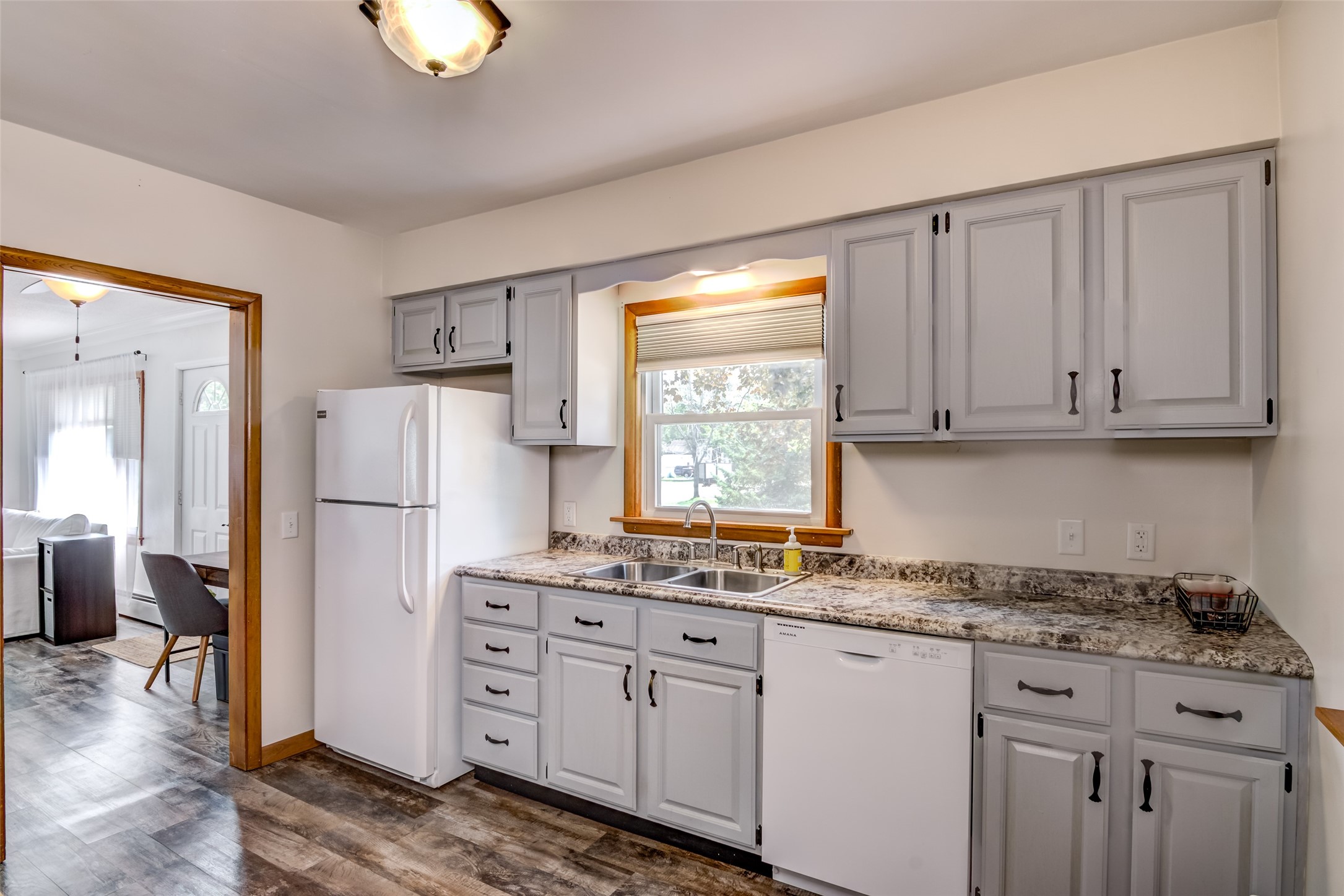 602 Stanley Street Property Photo 6