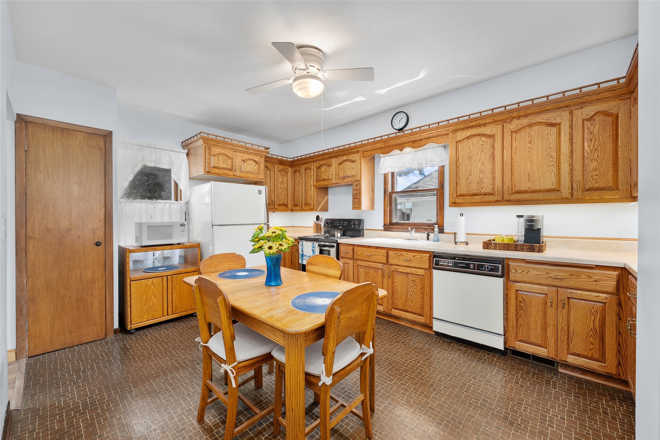 136 Barber Street Property Photo 13