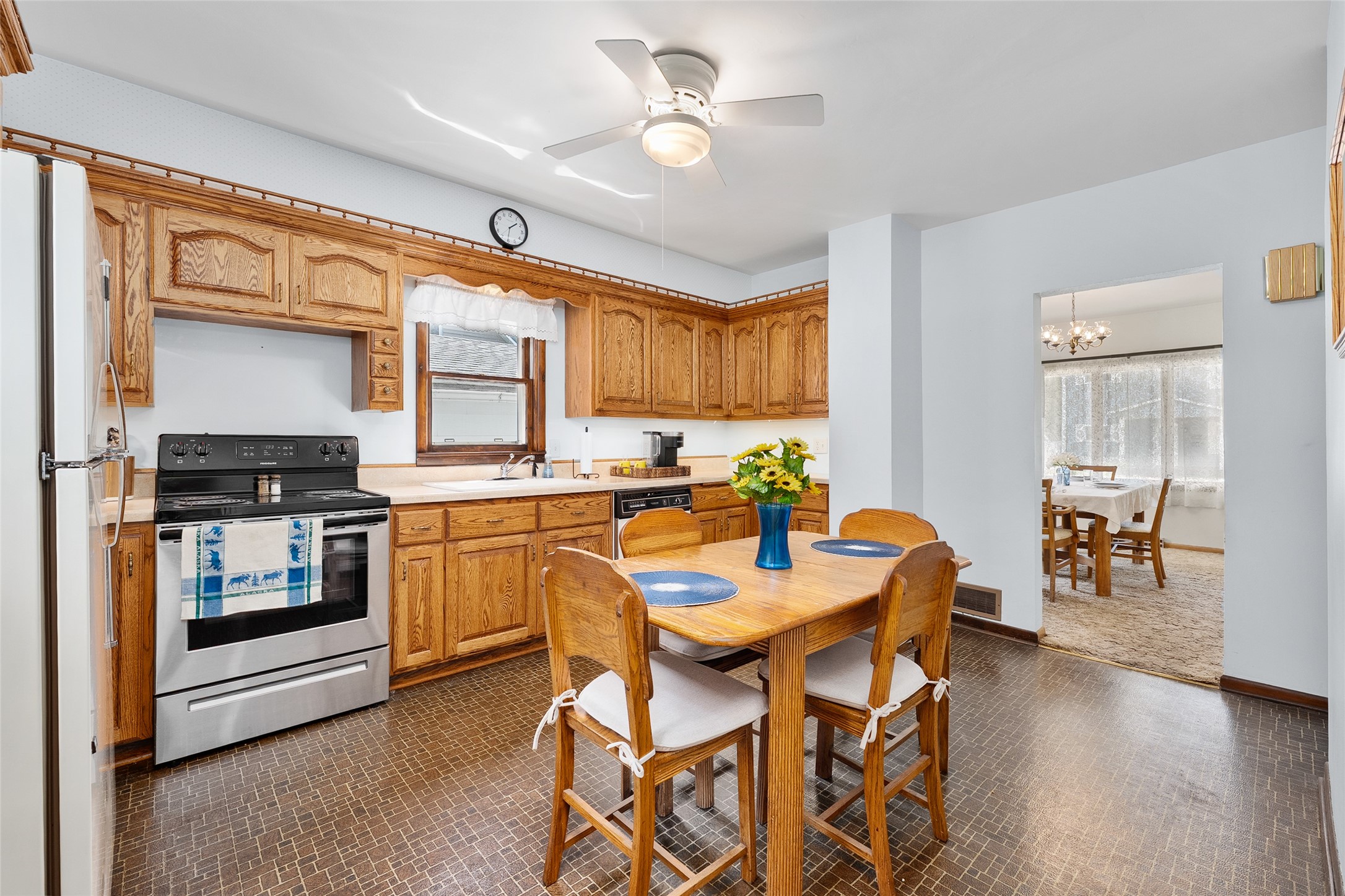 136 Barber Street Property Photo 14