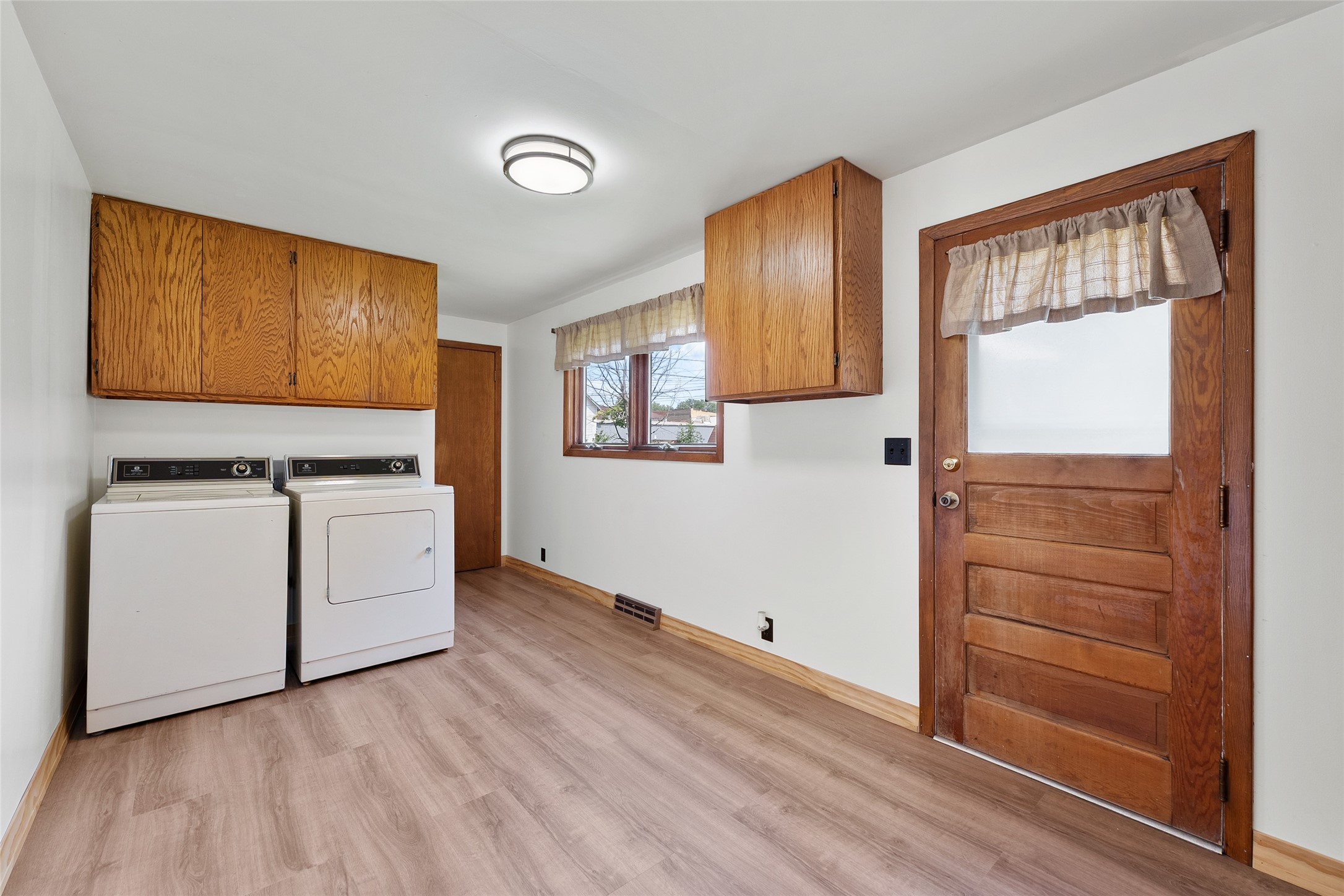 136 Barber Street Property Photo 16