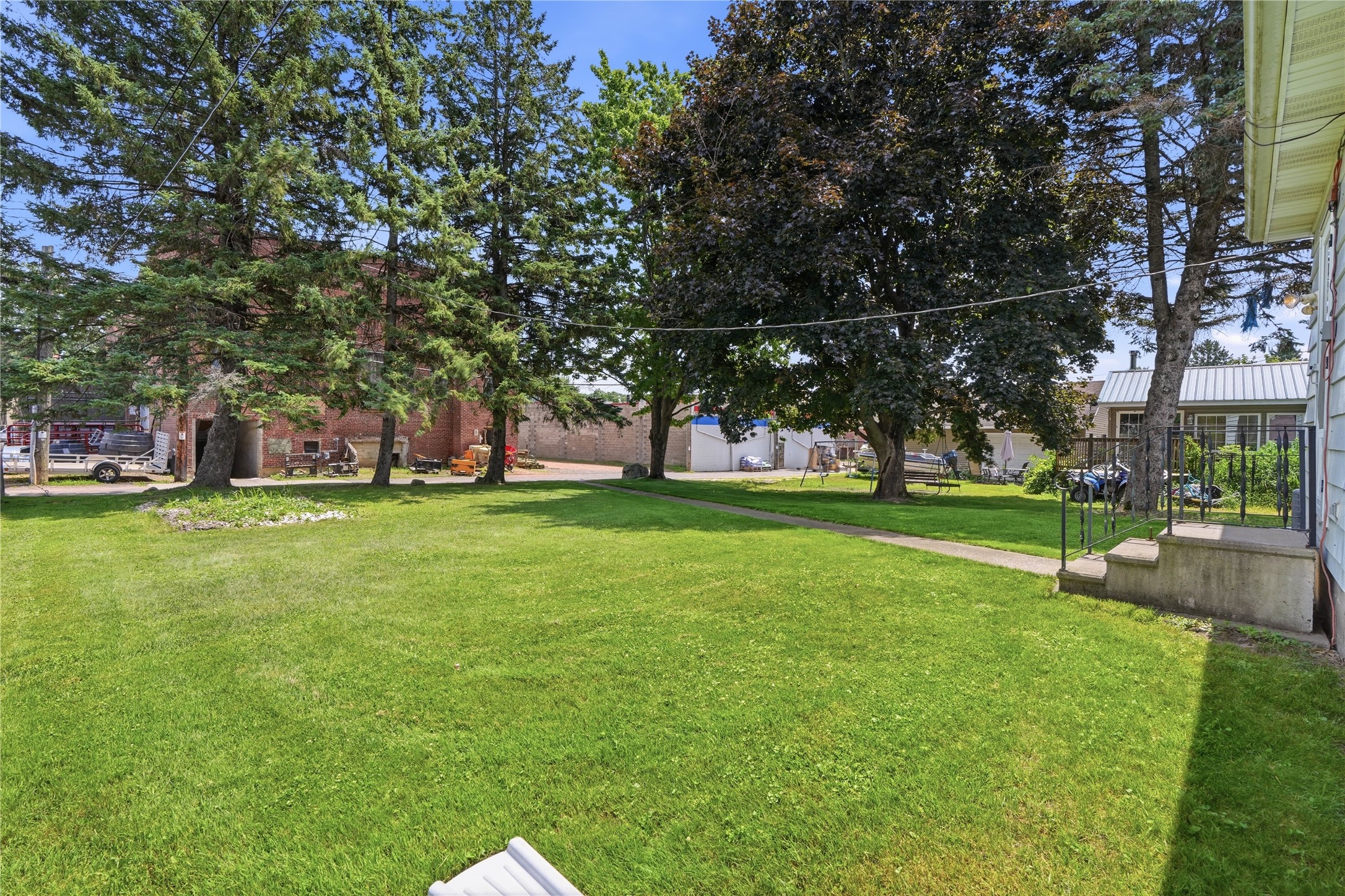 136 Barber Street Property Photo 32