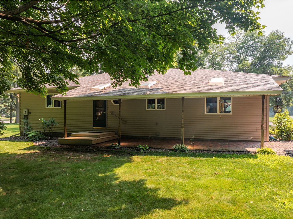 789 Pine Street Property Photo 5