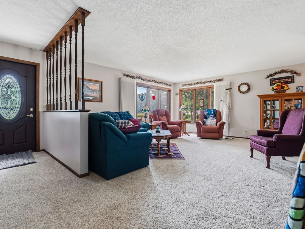 789 Pine Street Property Photo 10