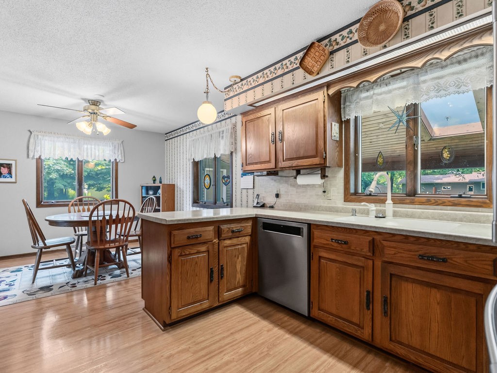 789 Pine Street Property Photo 17