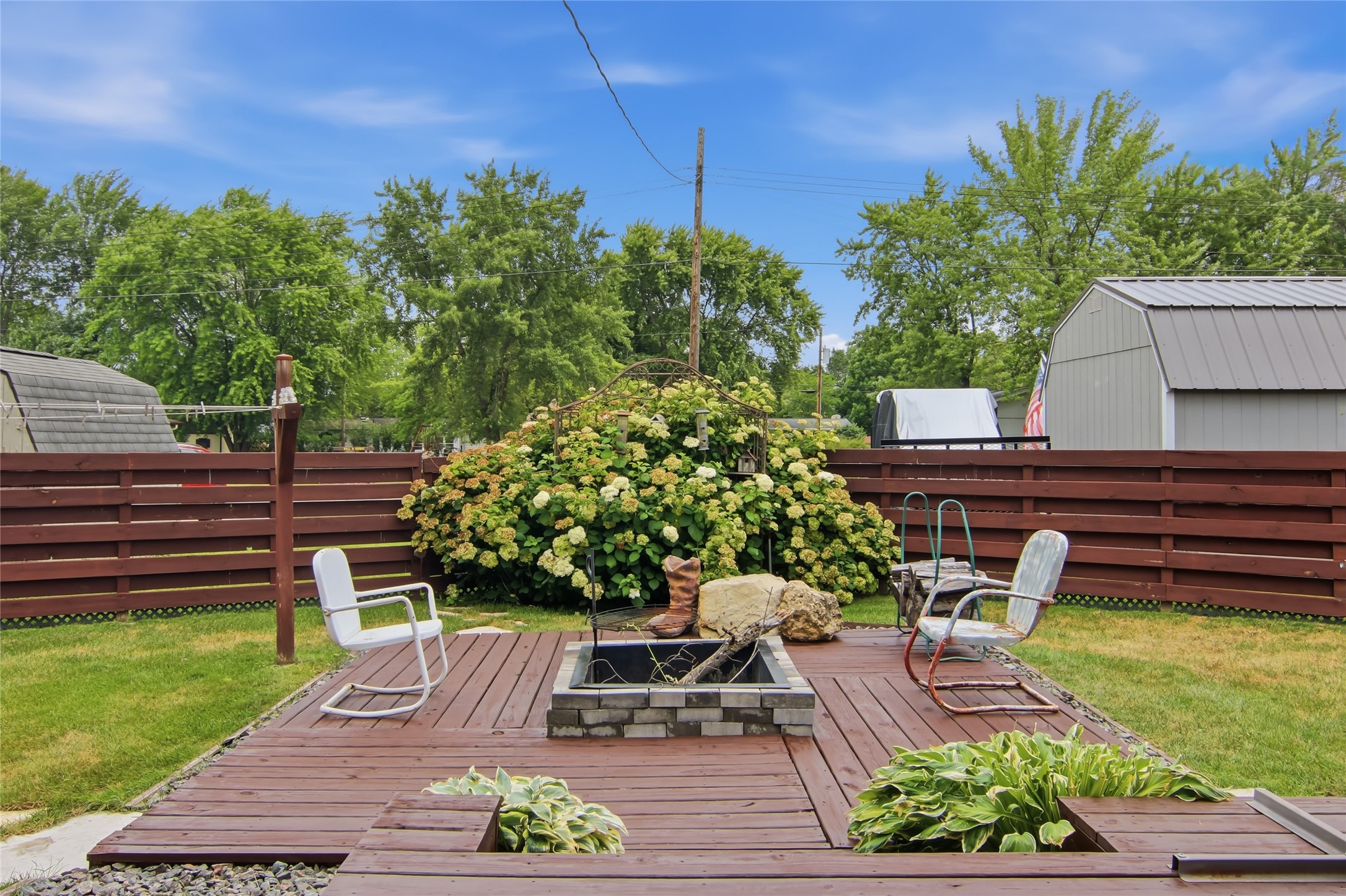 1438 Hilltop Boulevard Property Photo 2