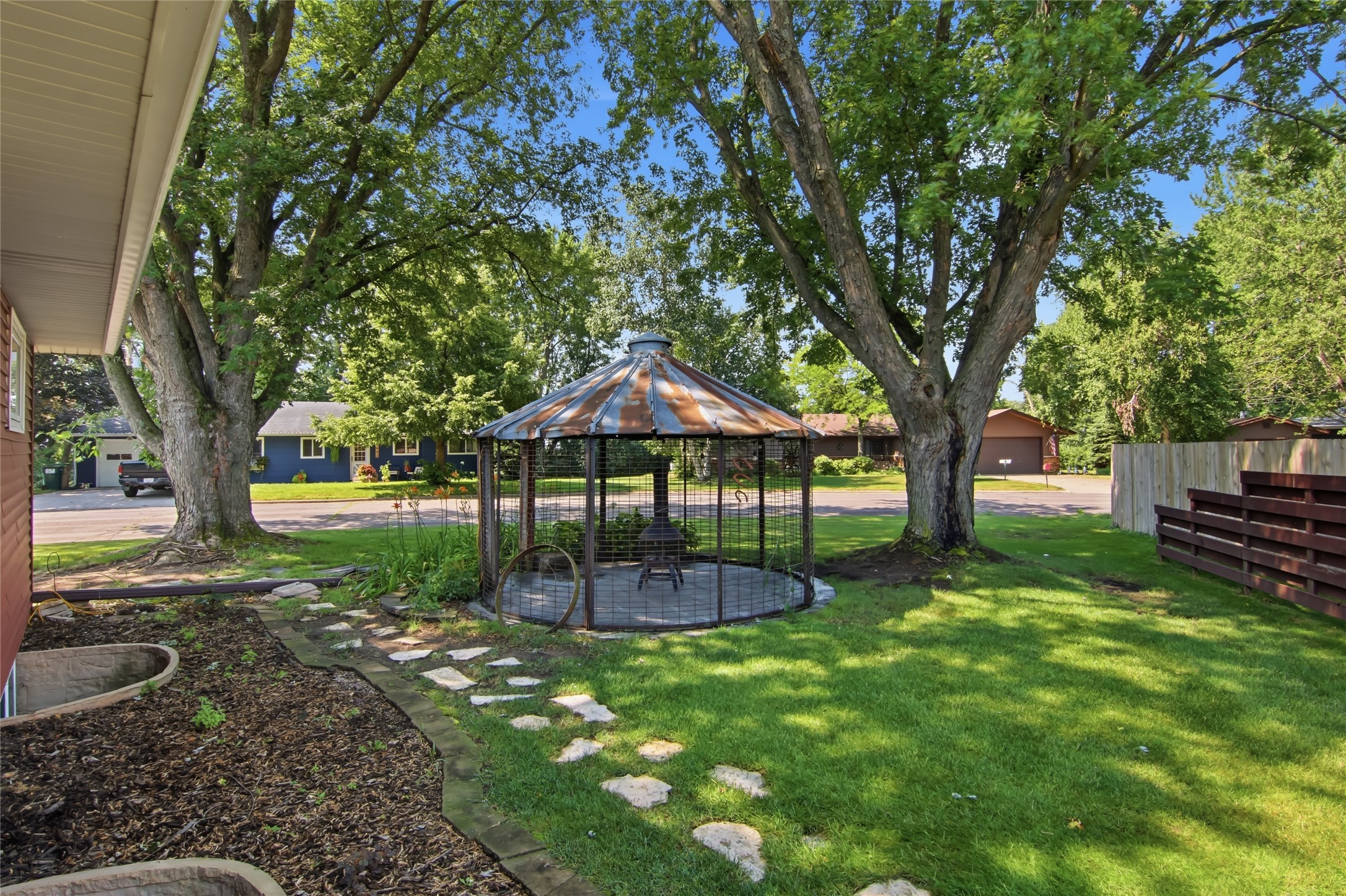 1438 Hilltop Boulevard Property Photo 3