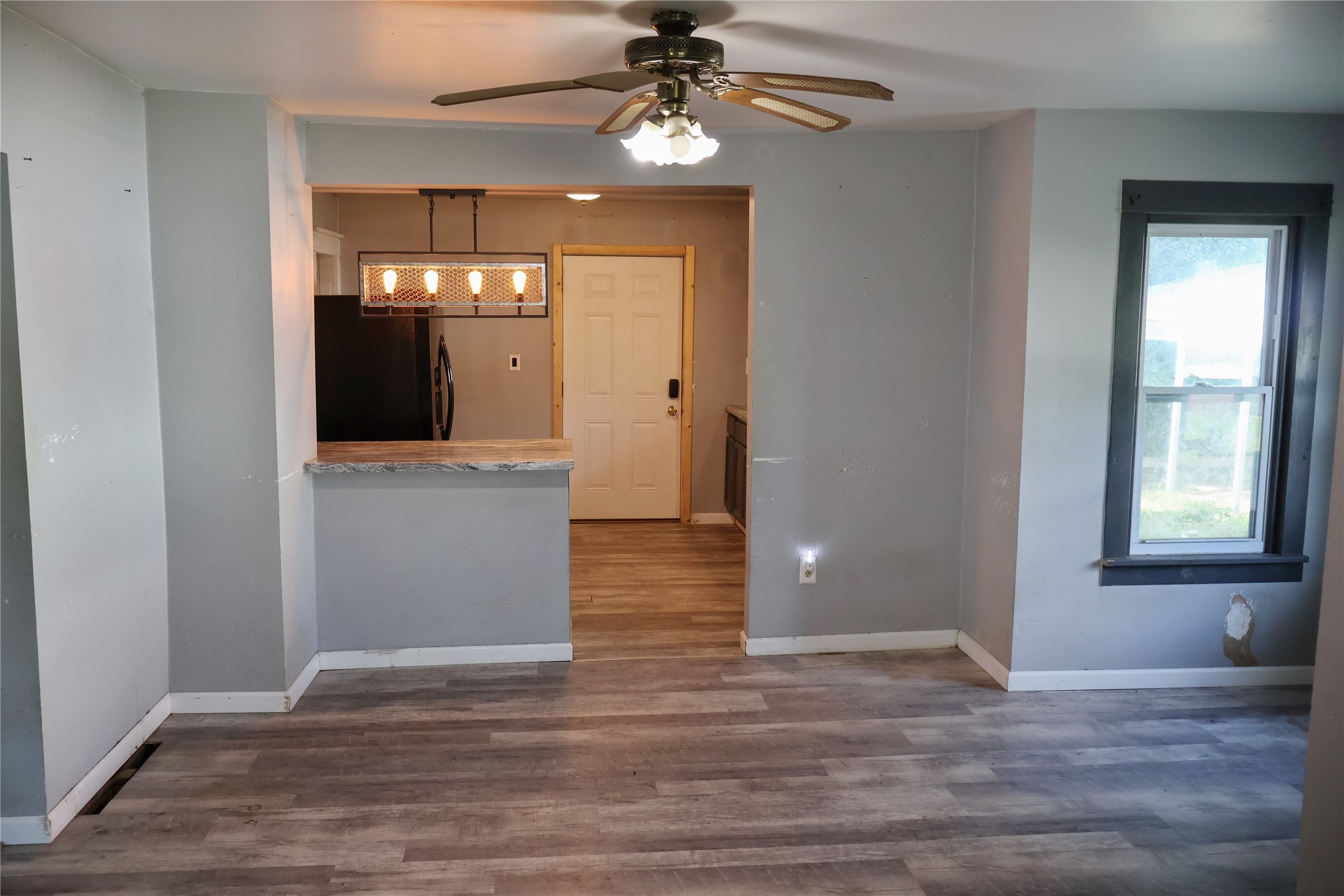 115 4th Avenue Property Photo 8