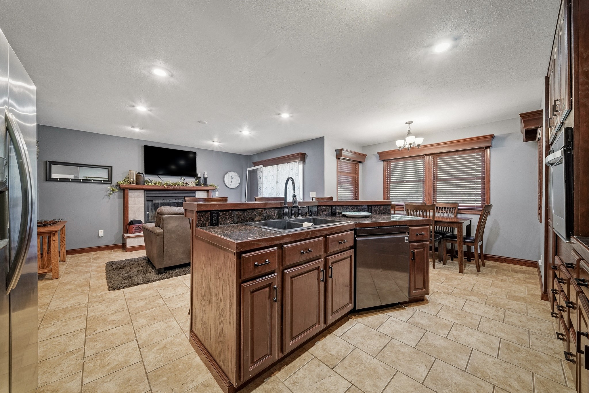 6542 187th Street Property Photo 10
