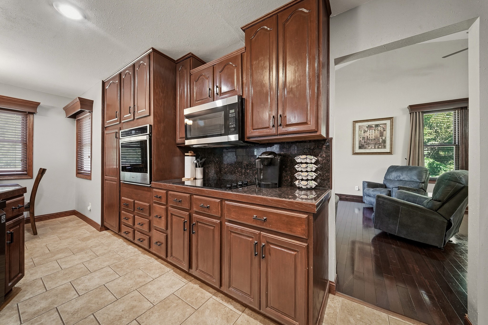 6542 187th Street Property Photo 11