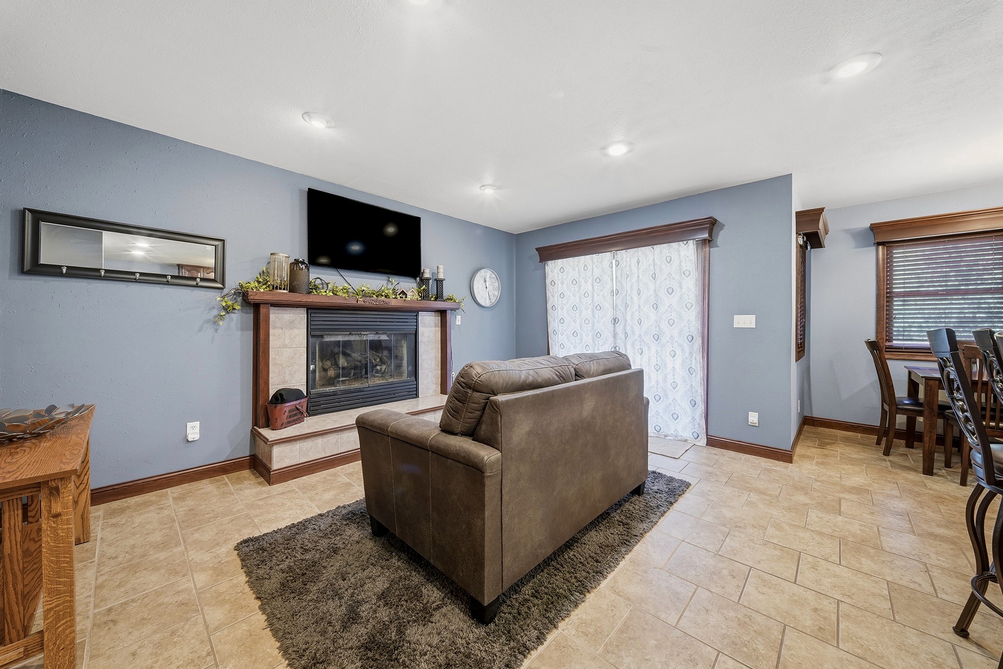 6542 187th Street Property Photo 15