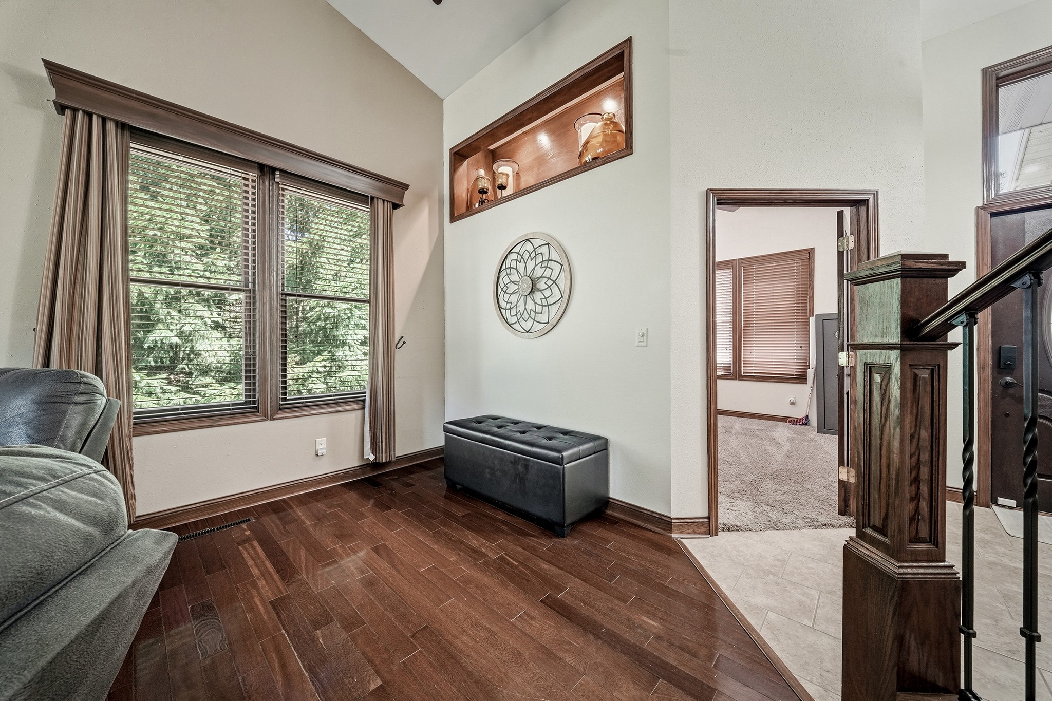 6542 187th Street Property Photo 19