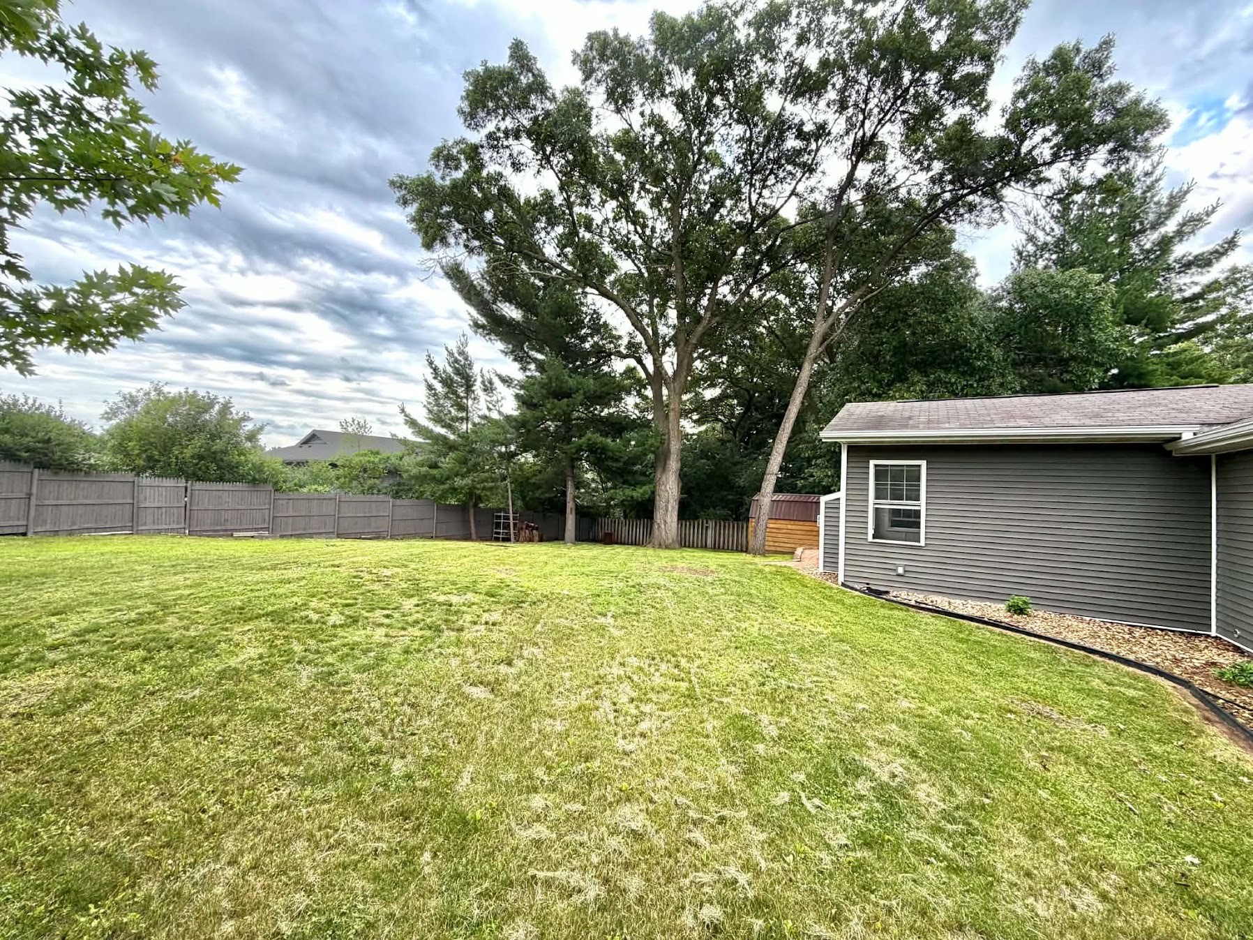 718 Farr Court Property Photo 10
