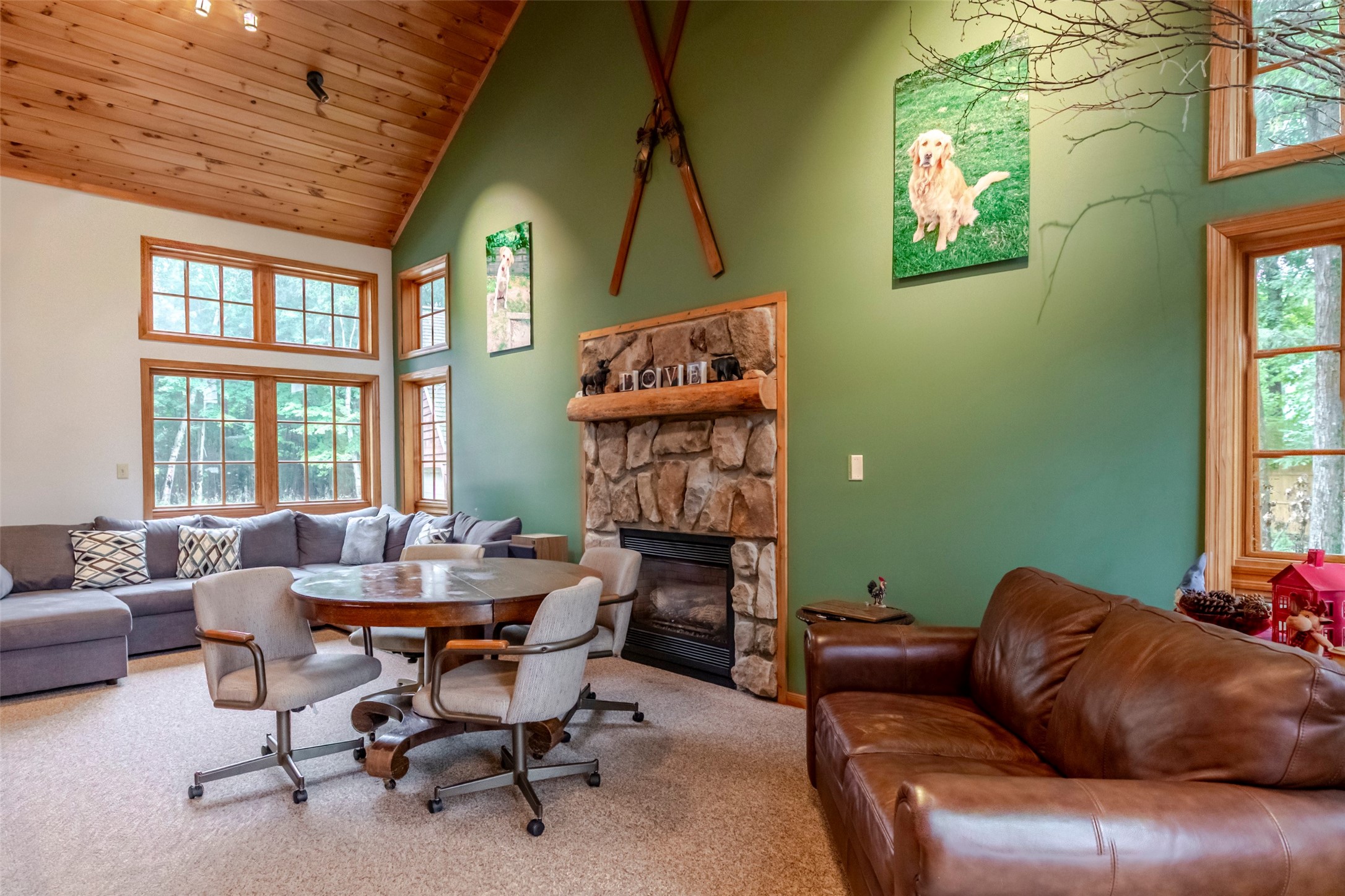 10976 W Crane Lane Property Photo 4