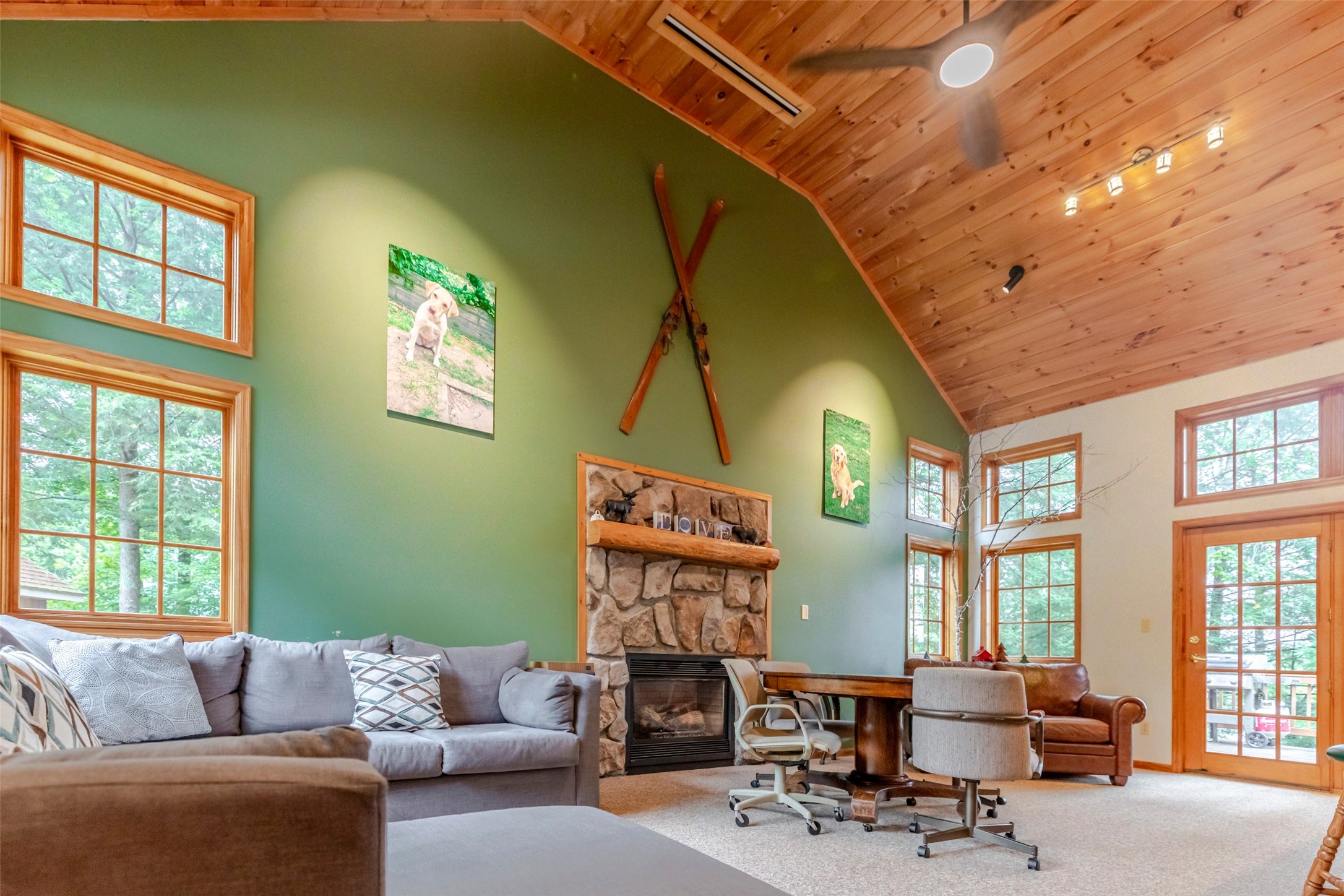 10976 W Crane Lane Property Photo 6