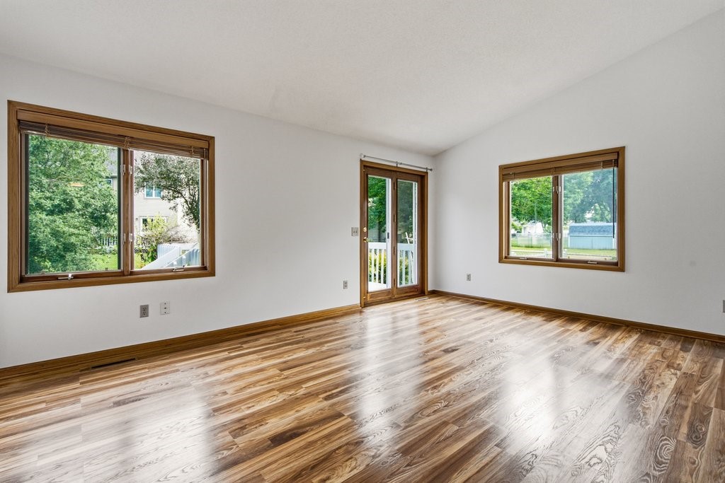 1930 Meadow Lane Property Photo 3