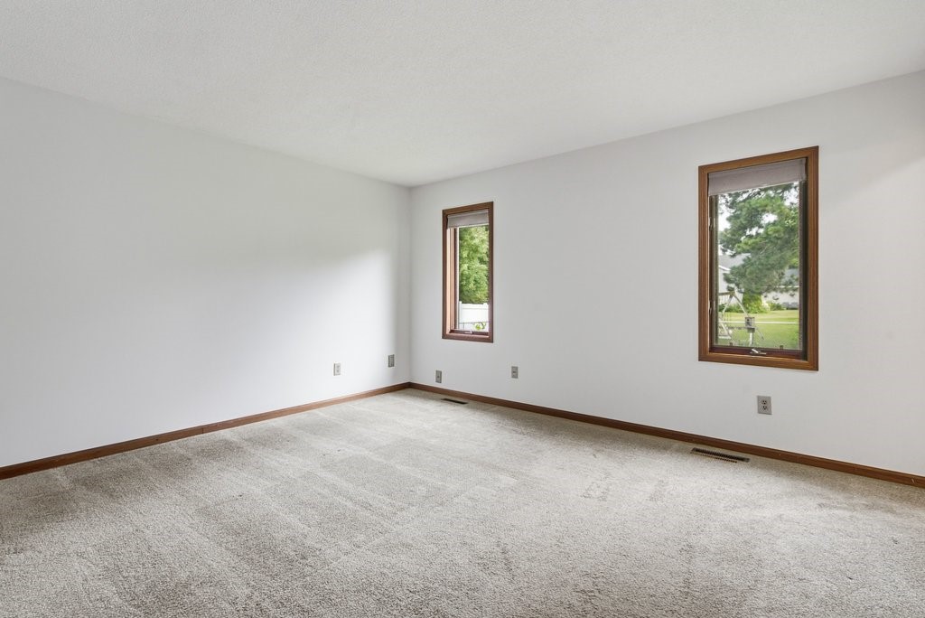 1930 Meadow Lane Property Photo 10