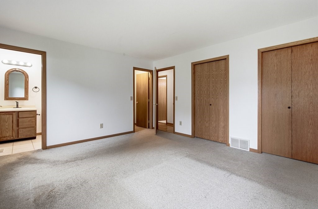 1930 Meadow Lane Property Photo 11