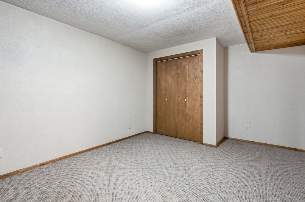 1930 Meadow Lane Property Photo 26
