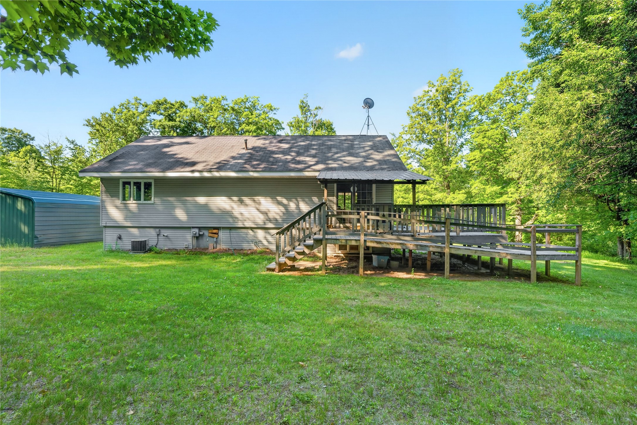 17220 Silver Birch Drive Property Photo 33