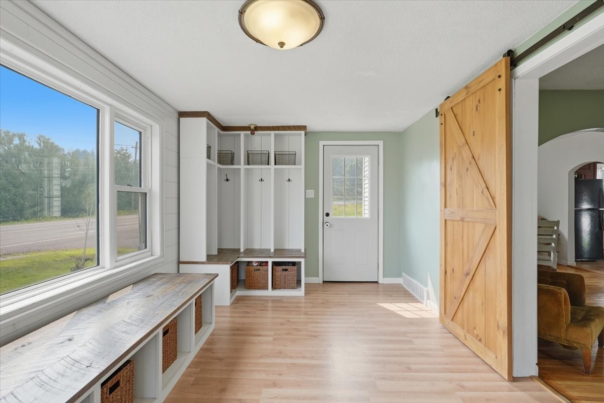 825 1st Avenue Property Photo 4