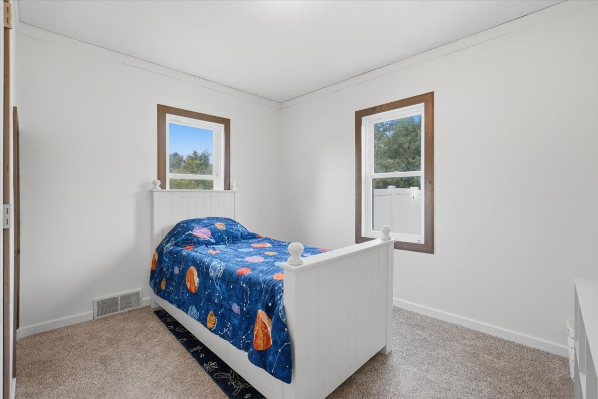 825 1st Avenue Property Photo 14