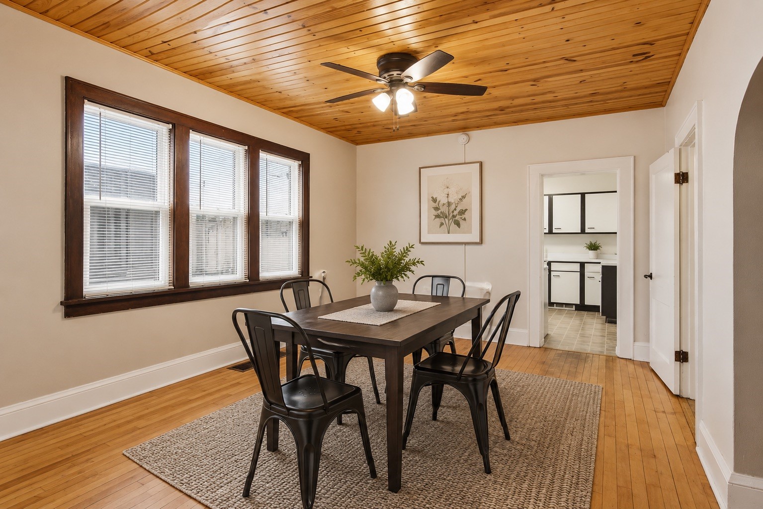 1813 Bellinger Street Property Photo 6