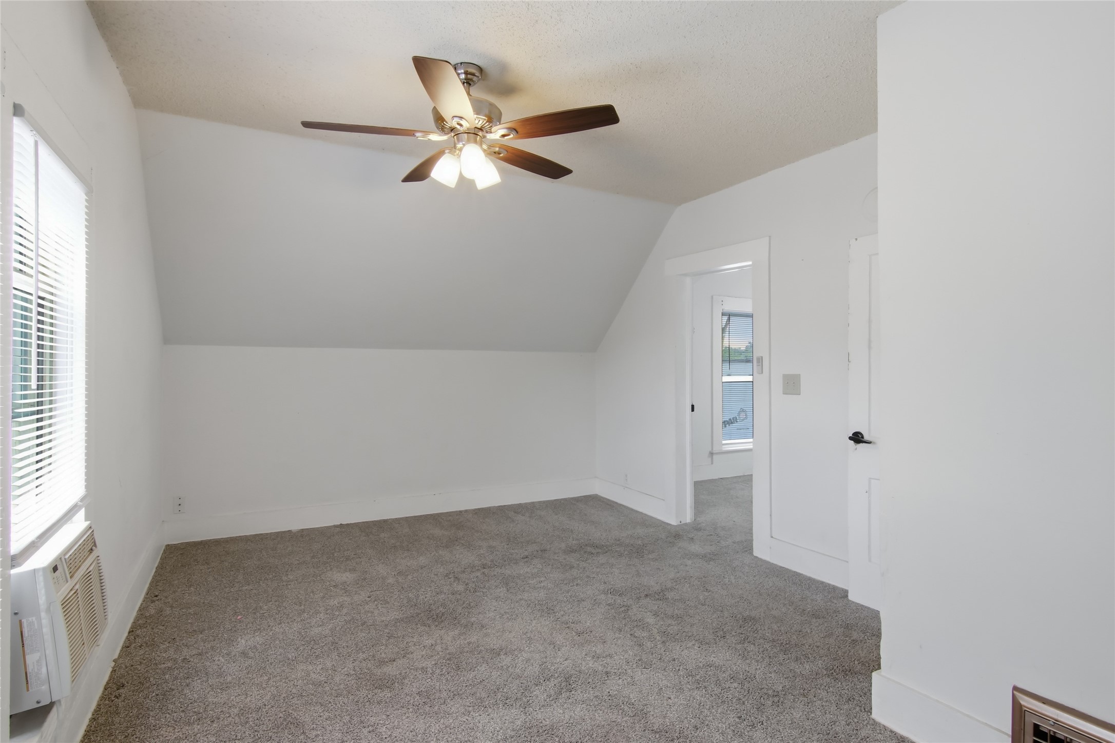 1813 Bellinger Street Property Photo 27