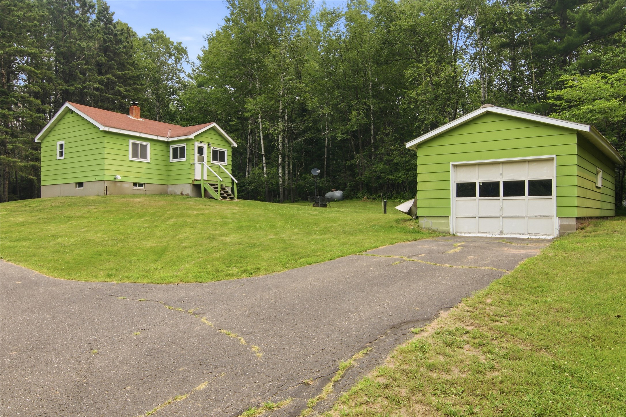 11758 W Paddock Road Property Photo 3
