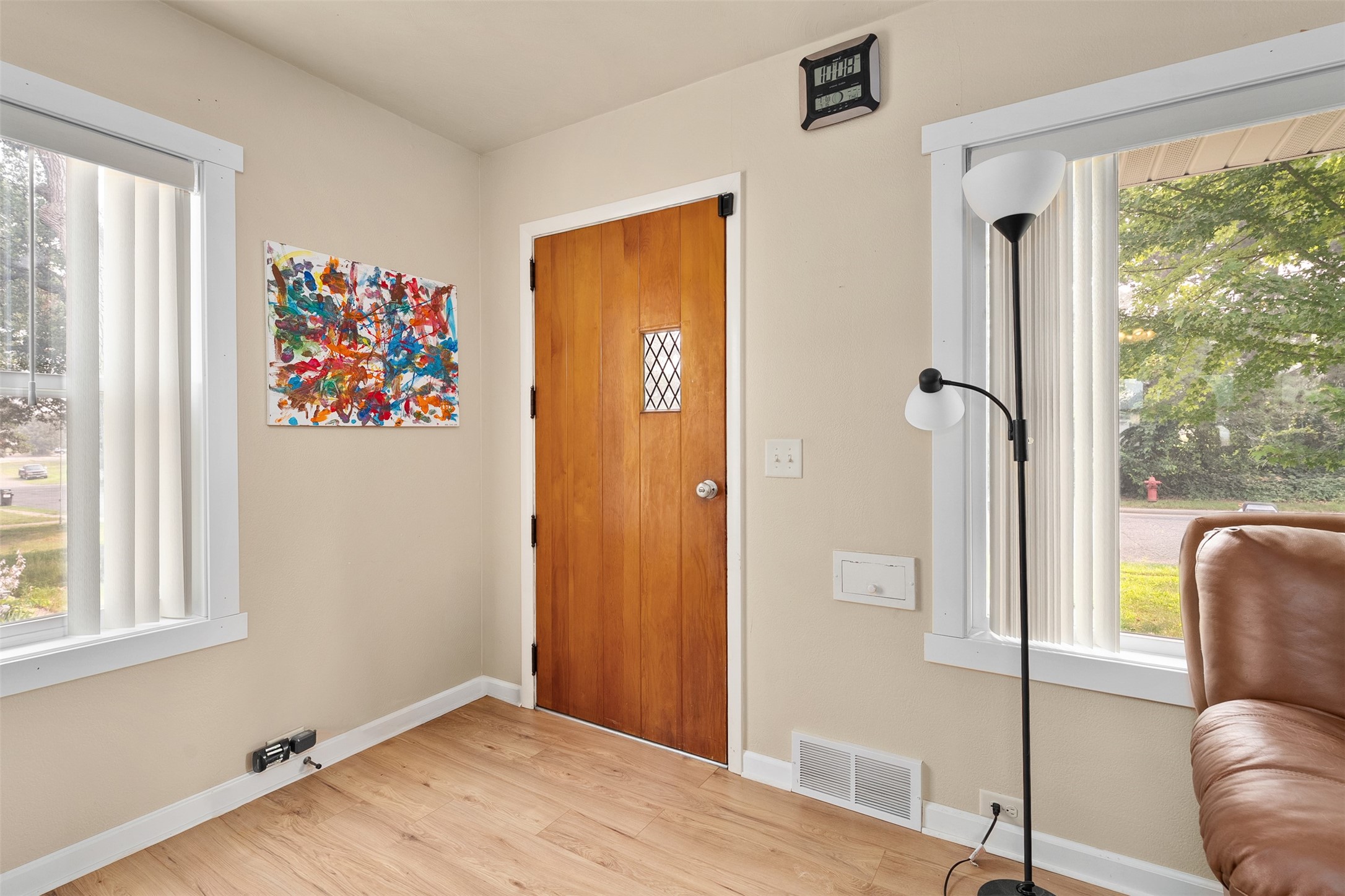1124 Briggs Avenue Property Photo 6
