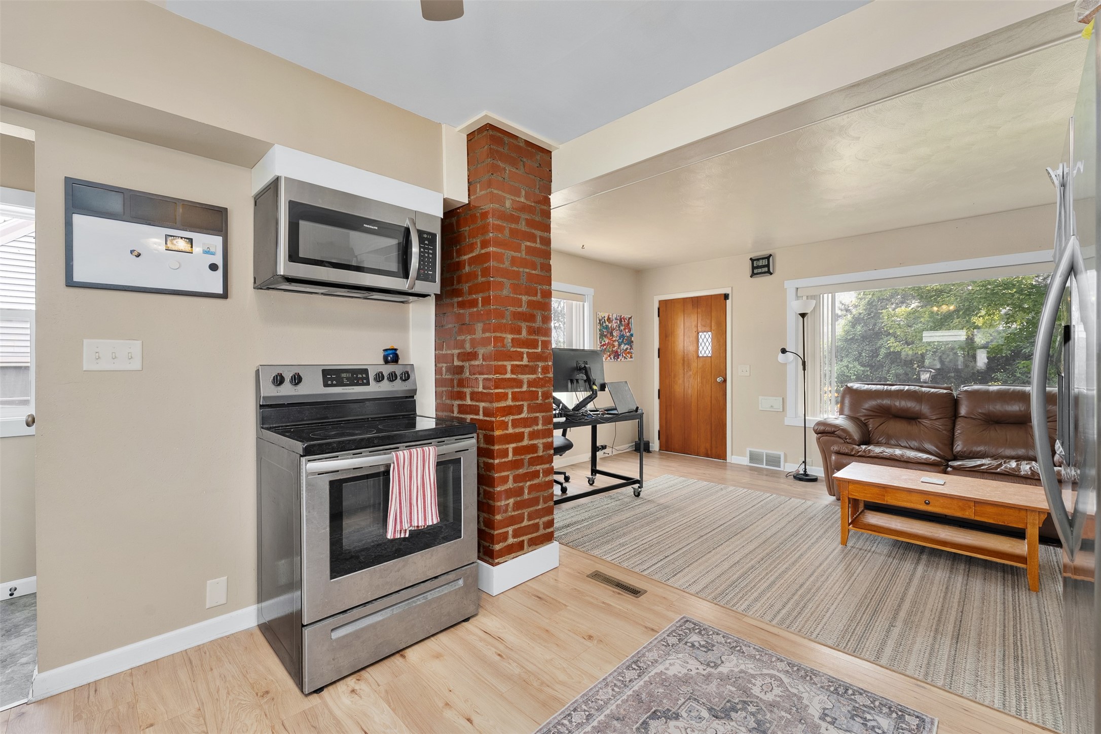 1124 Briggs Avenue Property Photo 15
