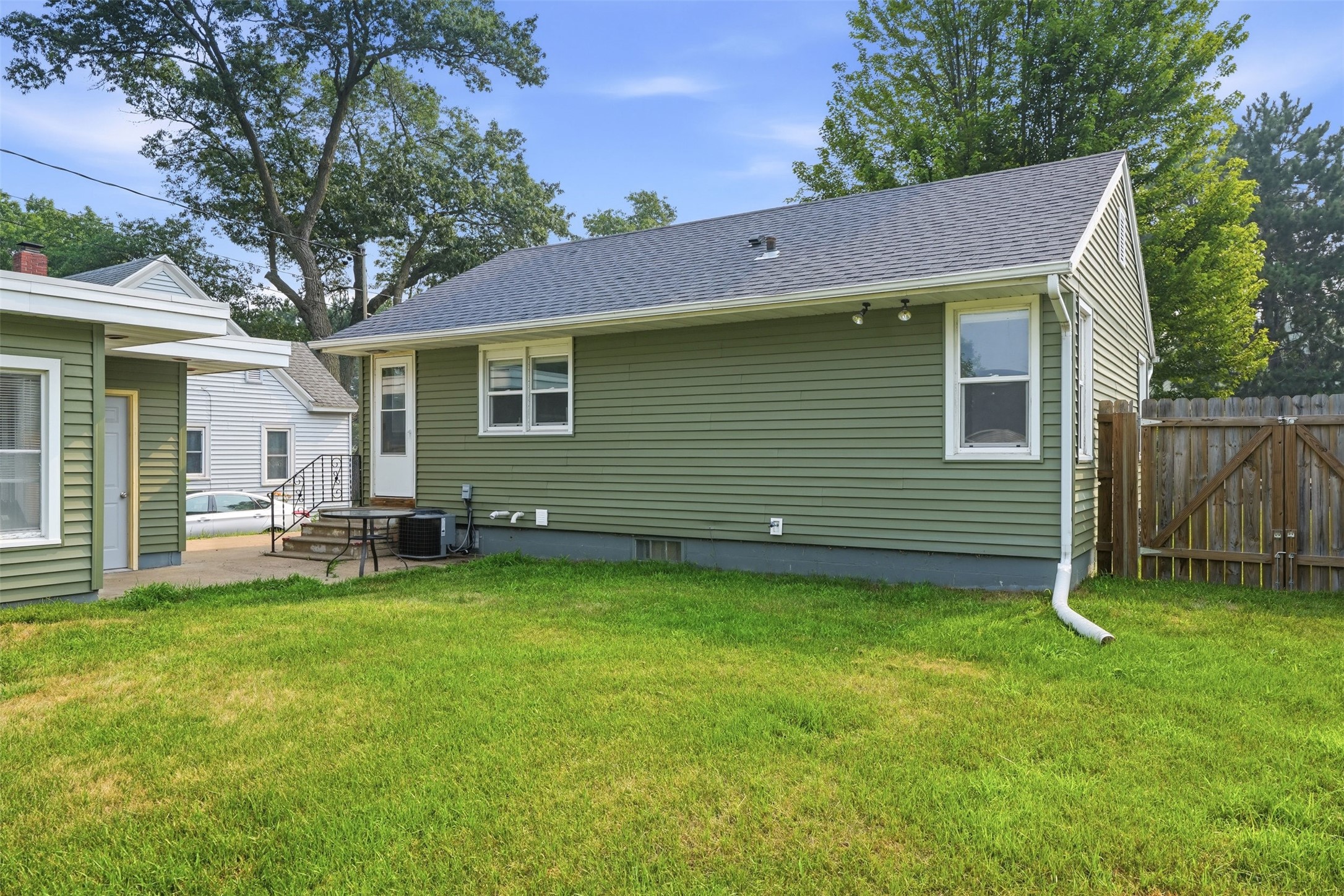 1124 Briggs Avenue Property Photo 27