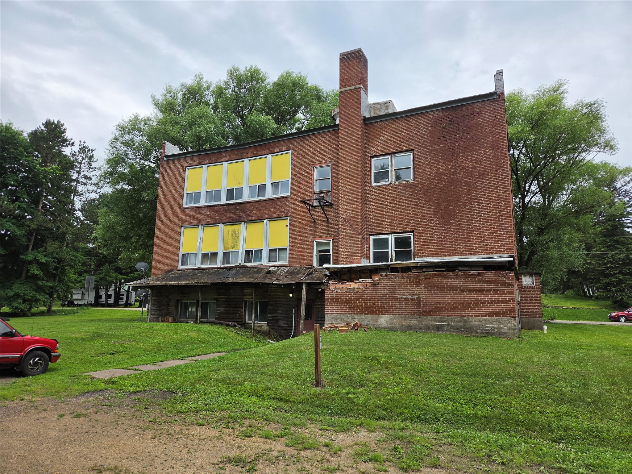 507 Wilson Street 1-8 Property Photo 6